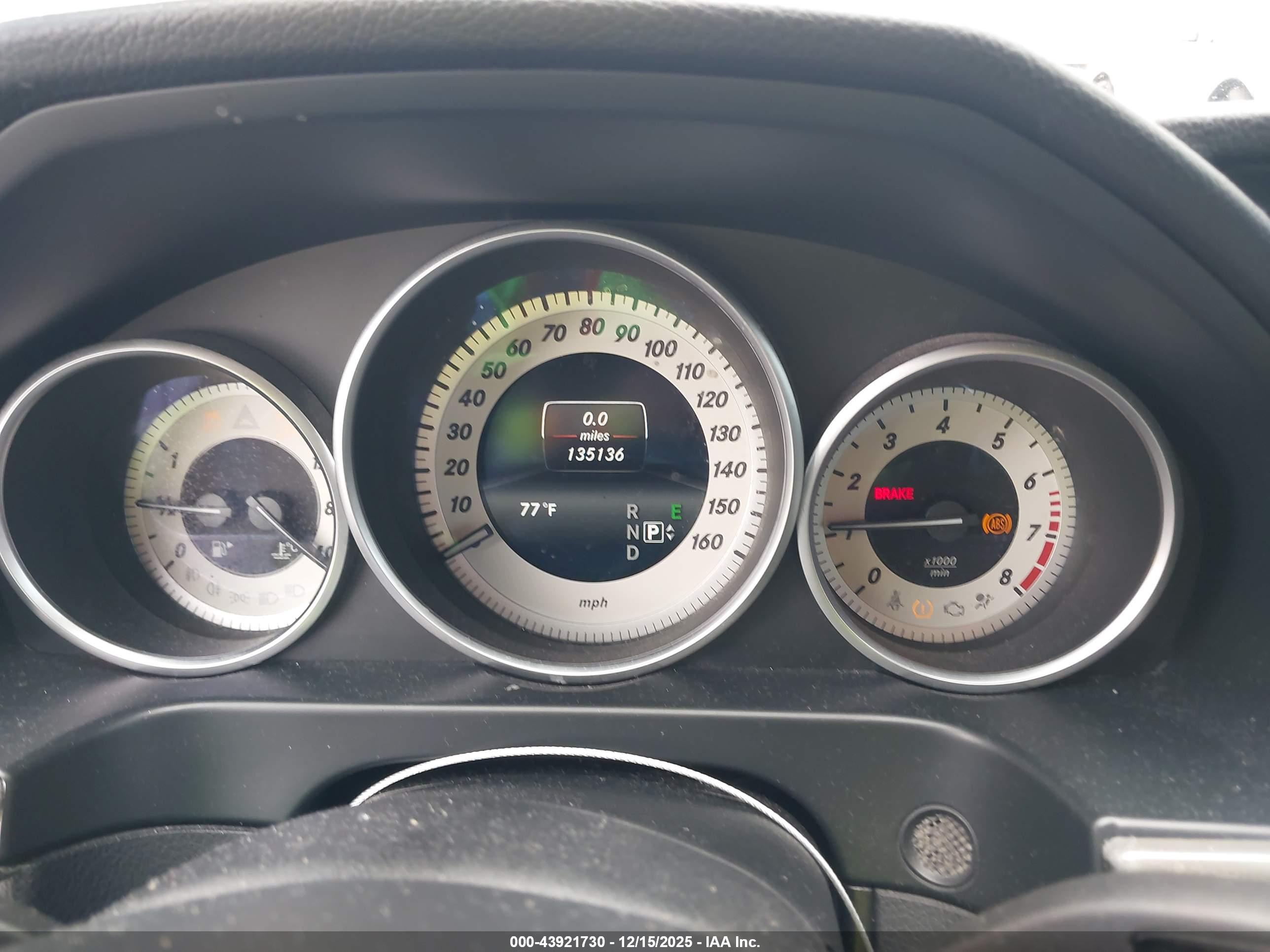 MERCEDES-BENZ E image 7