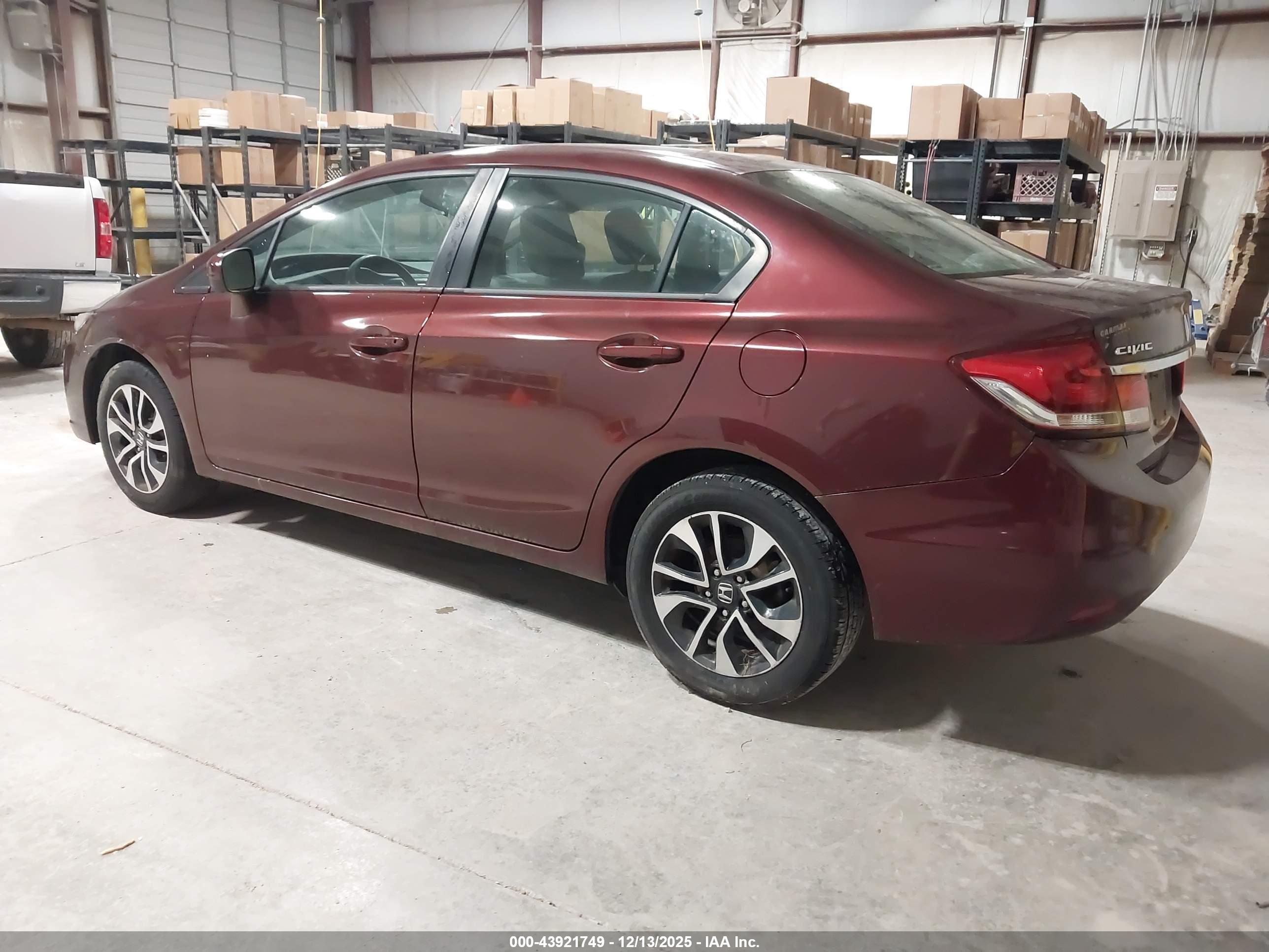 HONDA CIVIC image 3