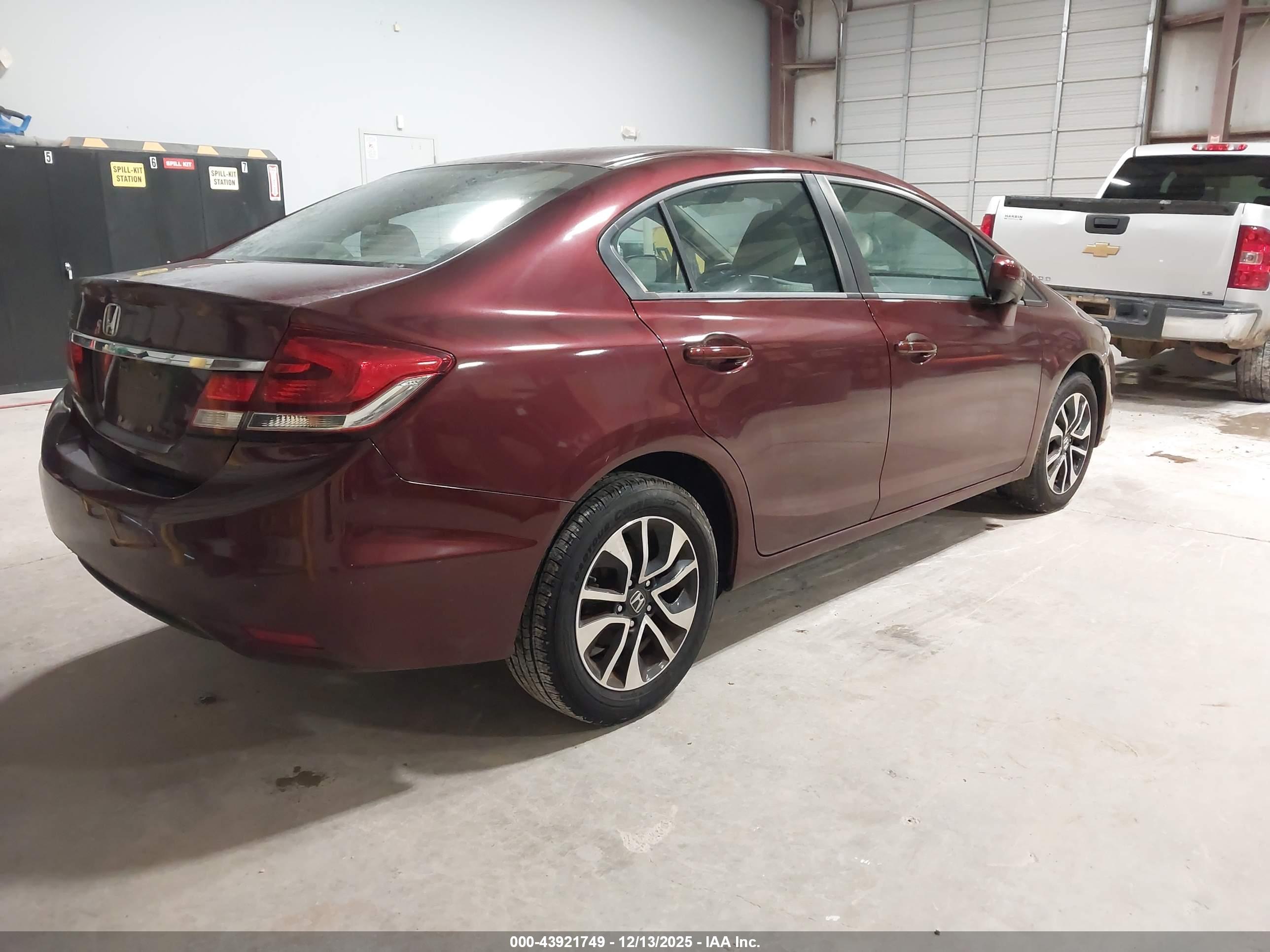 HONDA CIVIC image 4