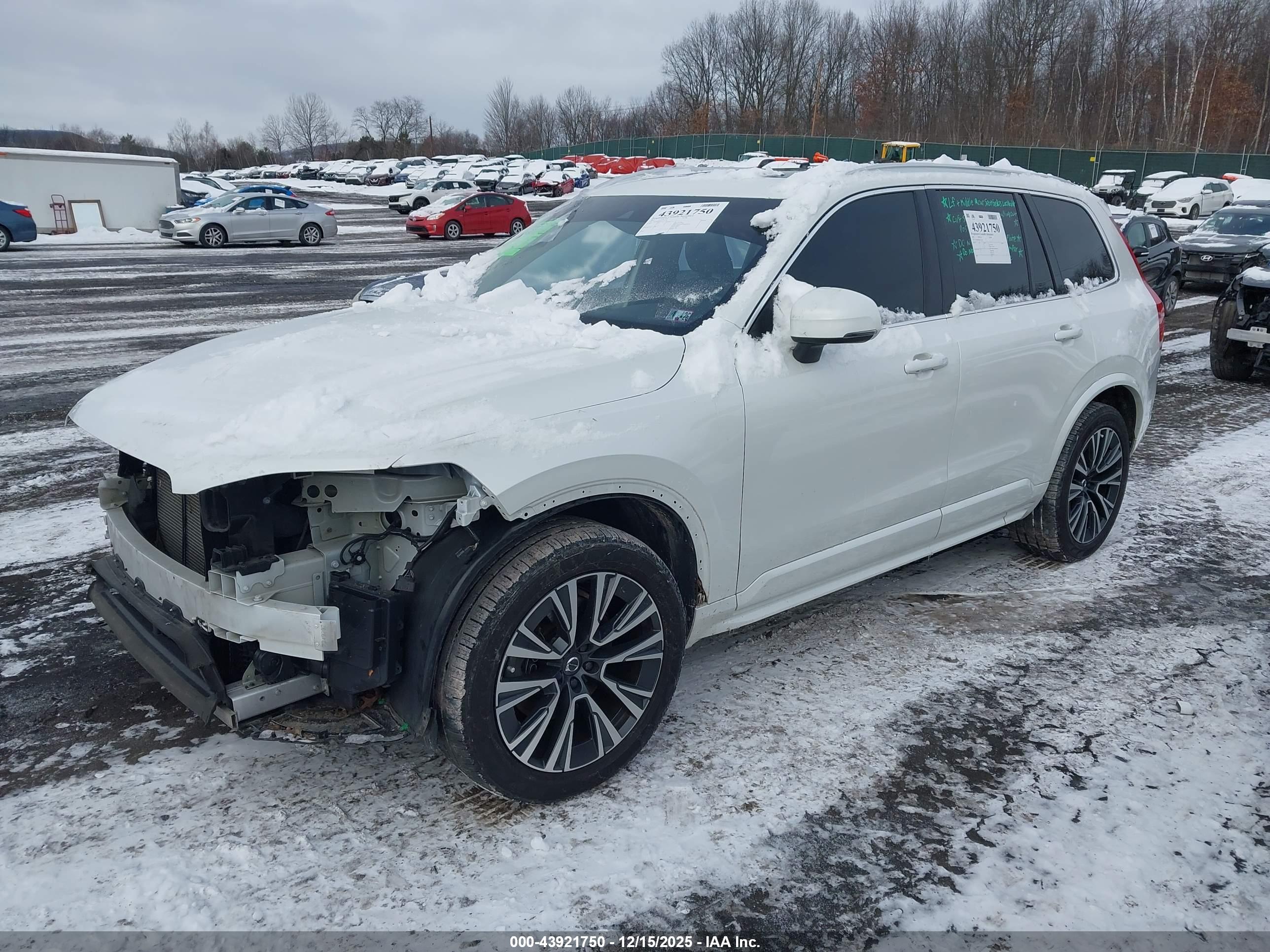 VOLVO XC90 image 2