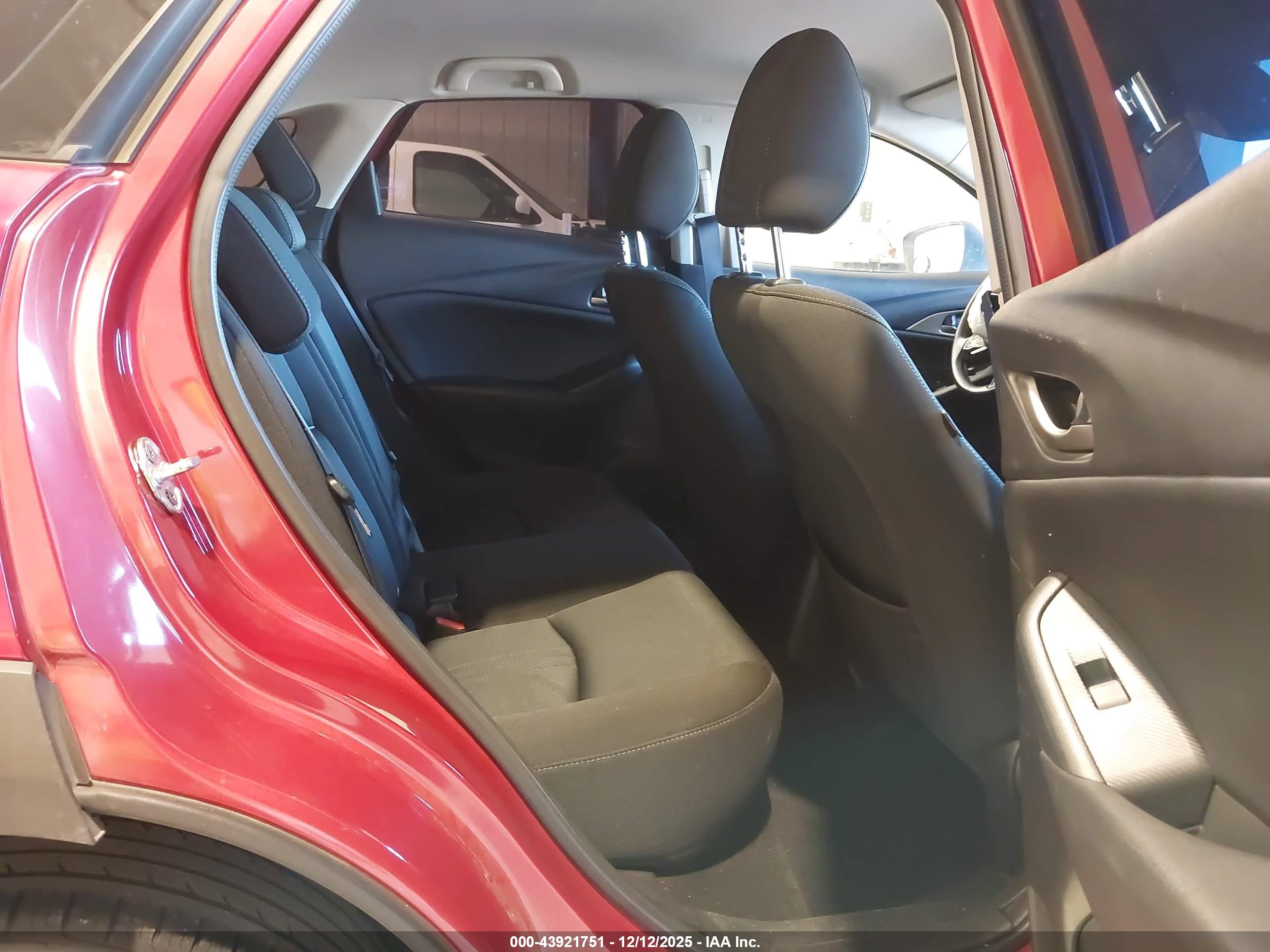 MAZDA CX-3 image 8