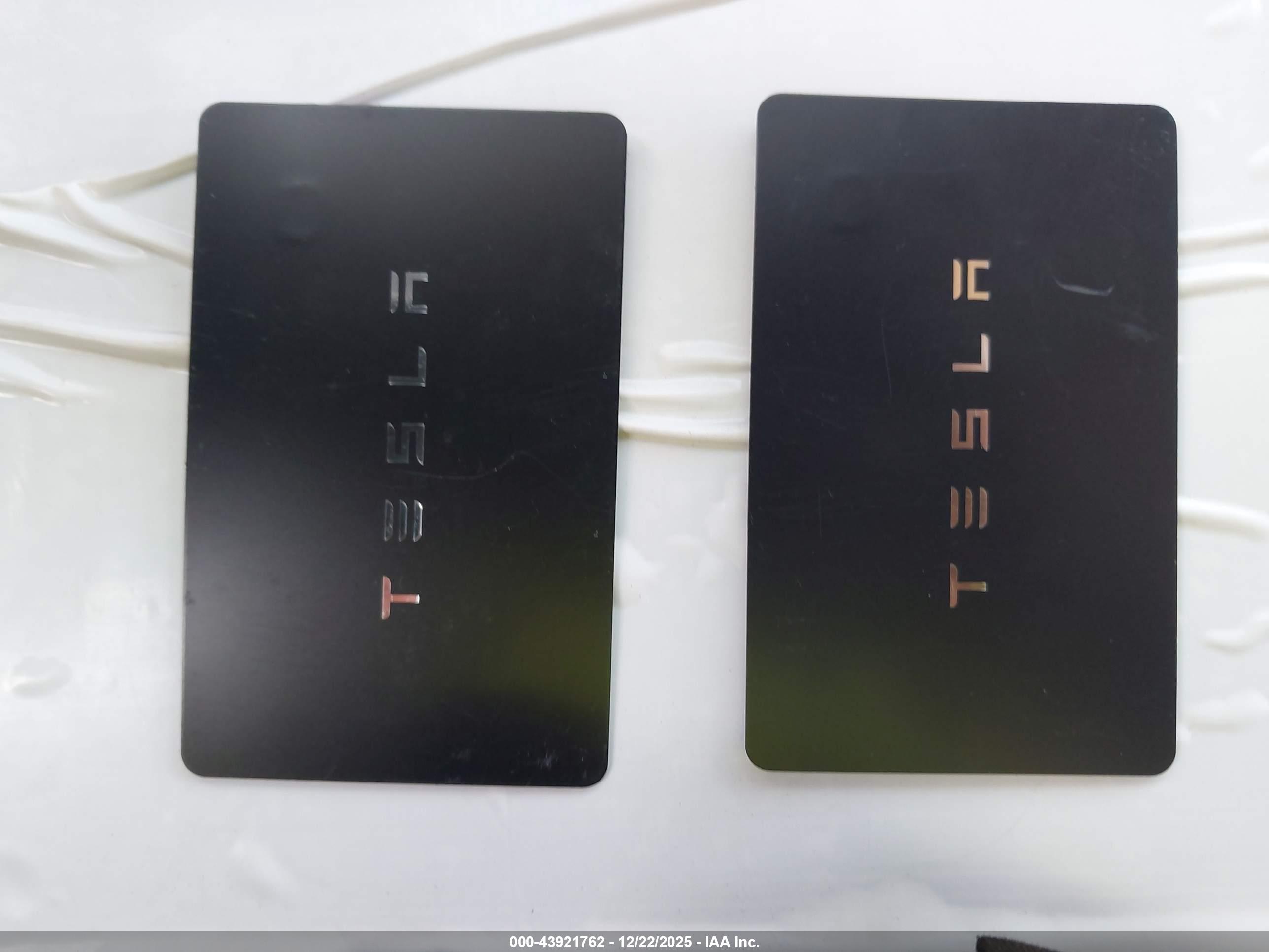 TESLA MODEL image 11