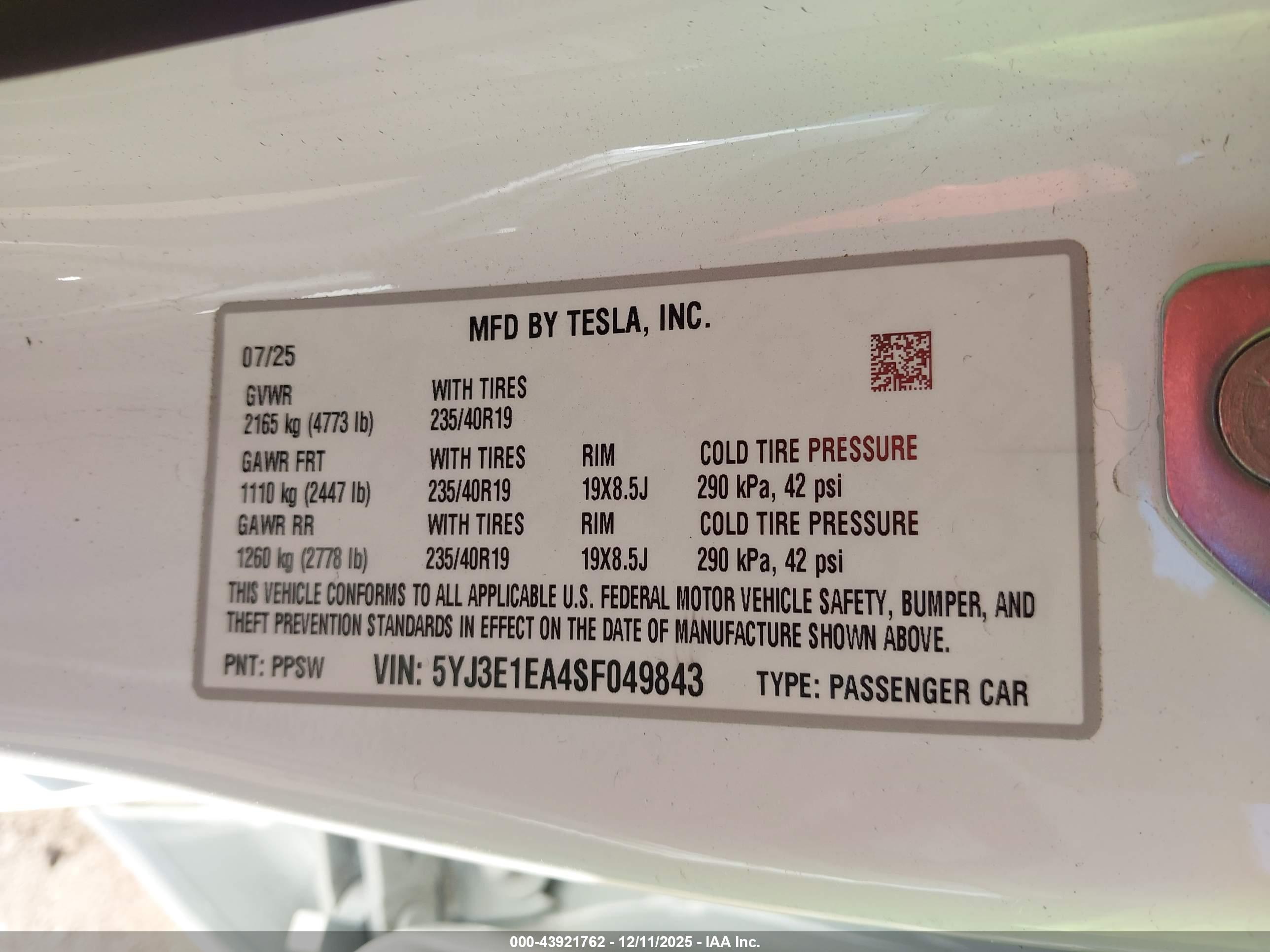 TESLA MODEL image 9