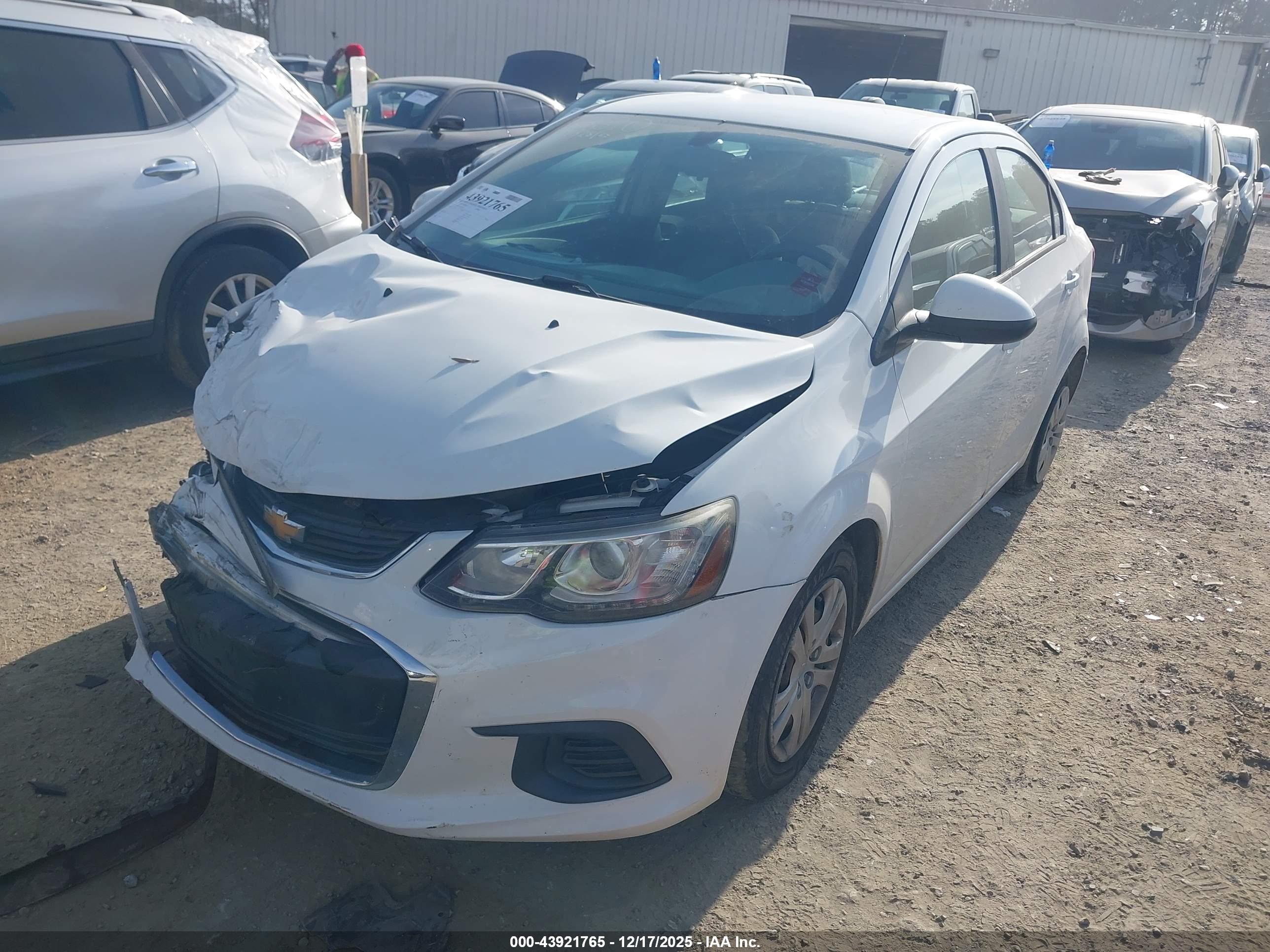 CHEVROLET SONIC image 2