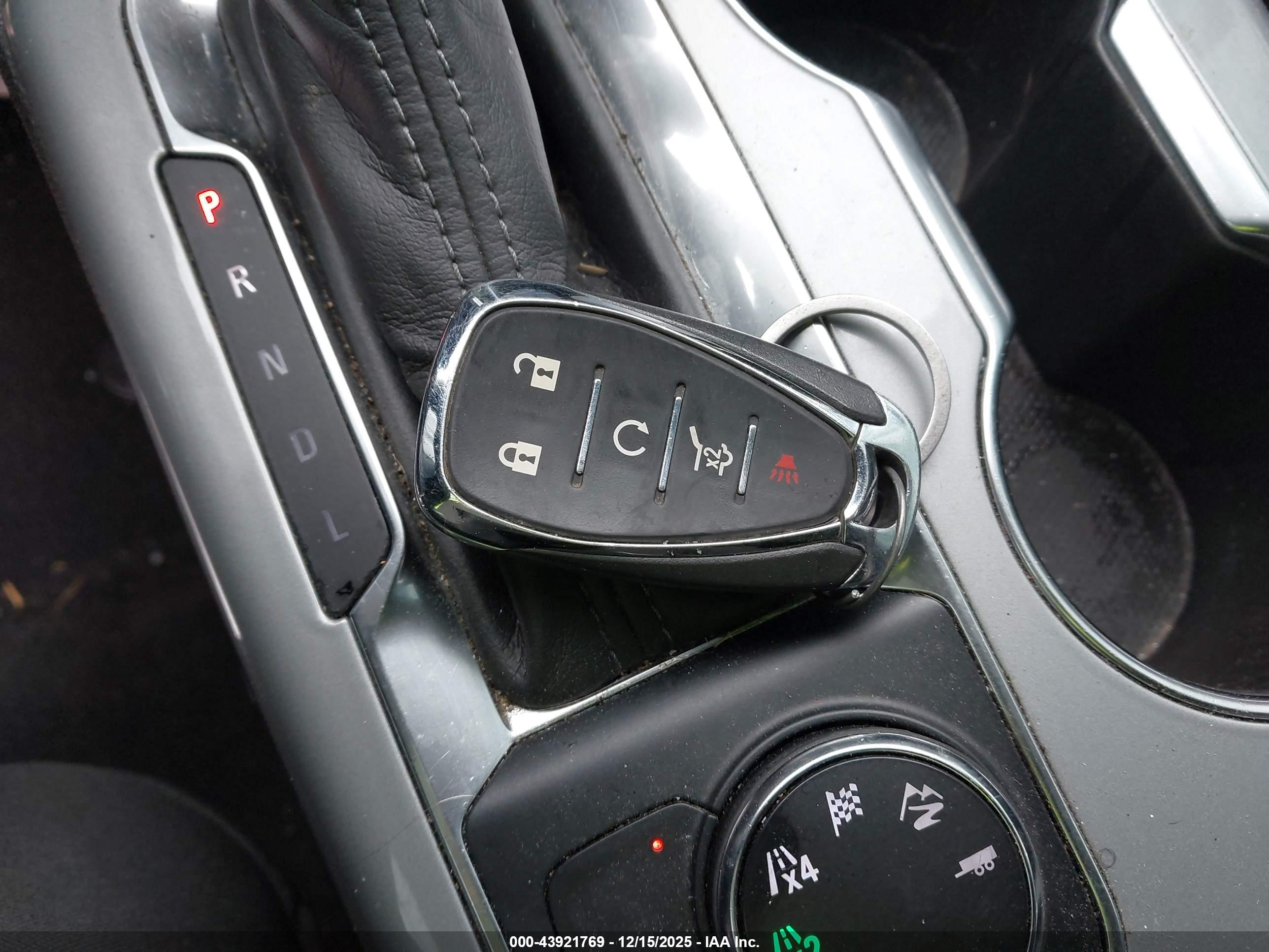 CHEVROLET BLAZER image 11