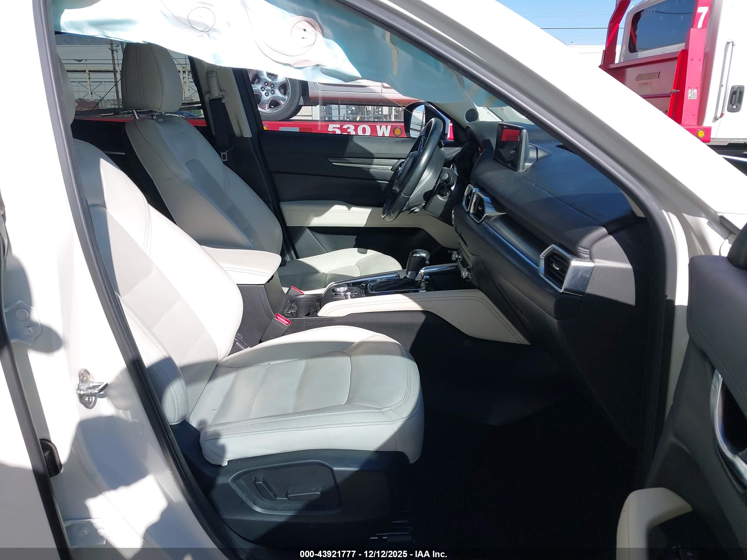 MAZDA CX-5 image 5