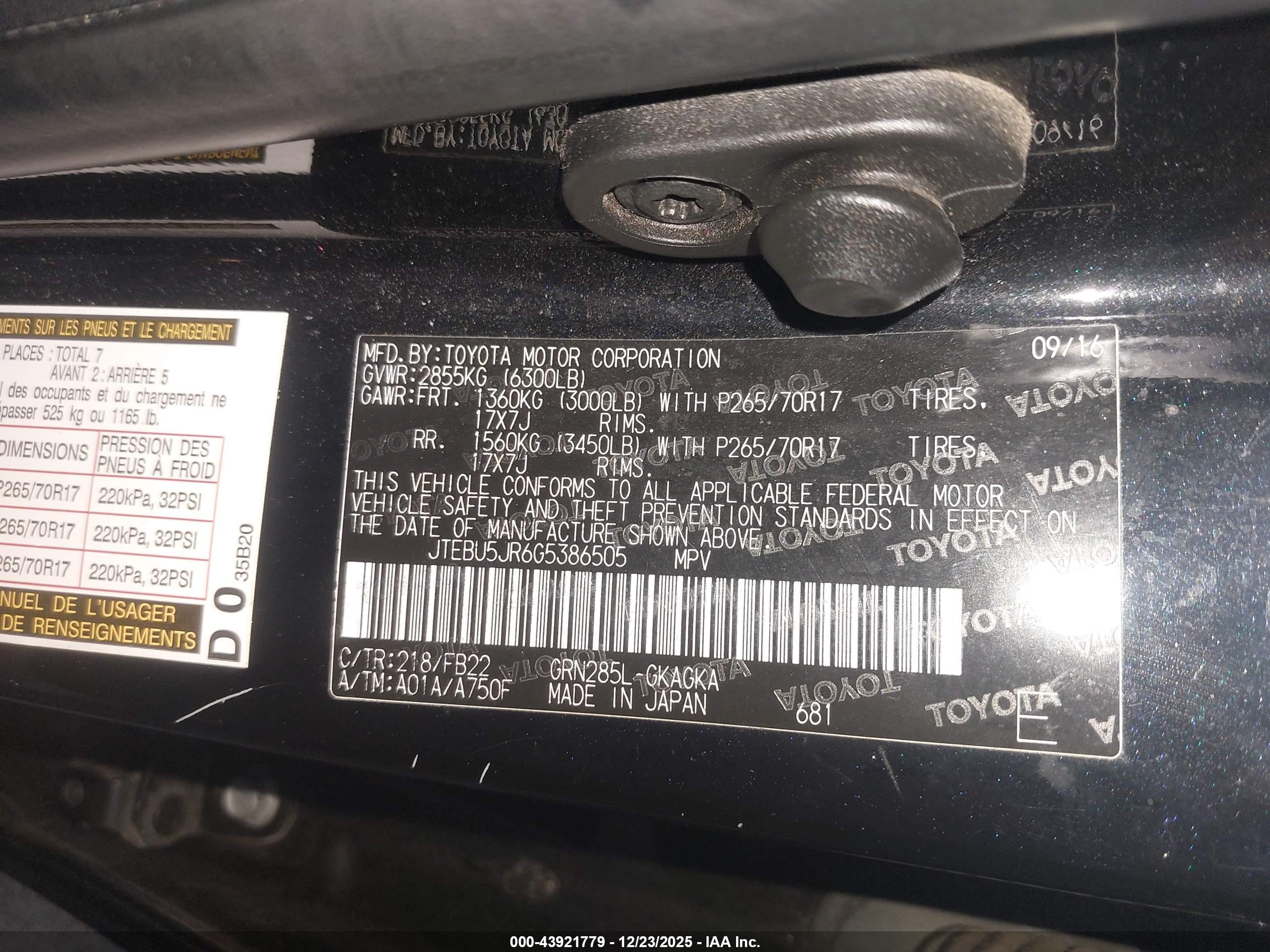 TOYOTA 4RUNNER image 9