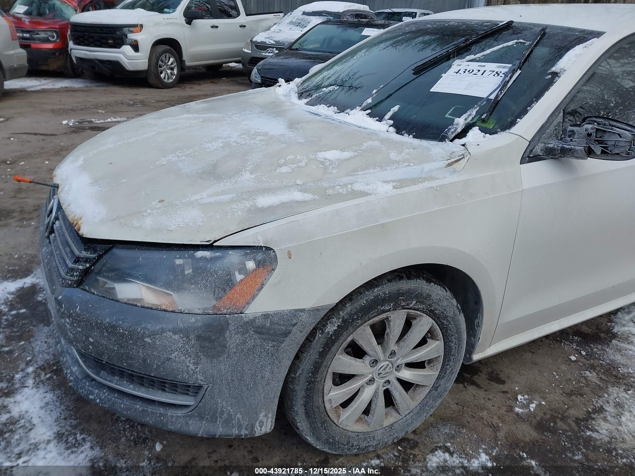 VOLKSWAGEN PASSAT image 6