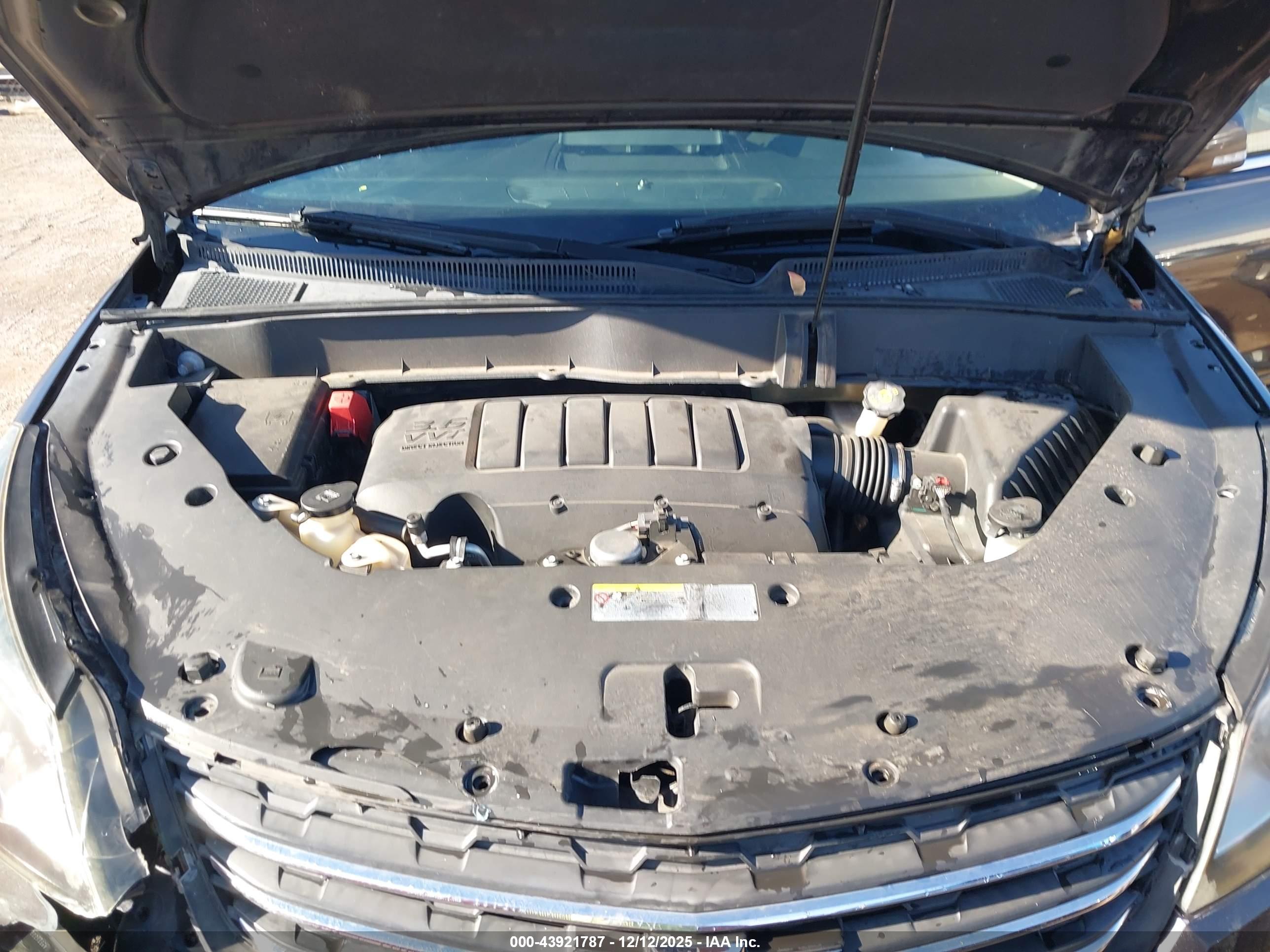 CHEVROLET TRAVERSE image 10