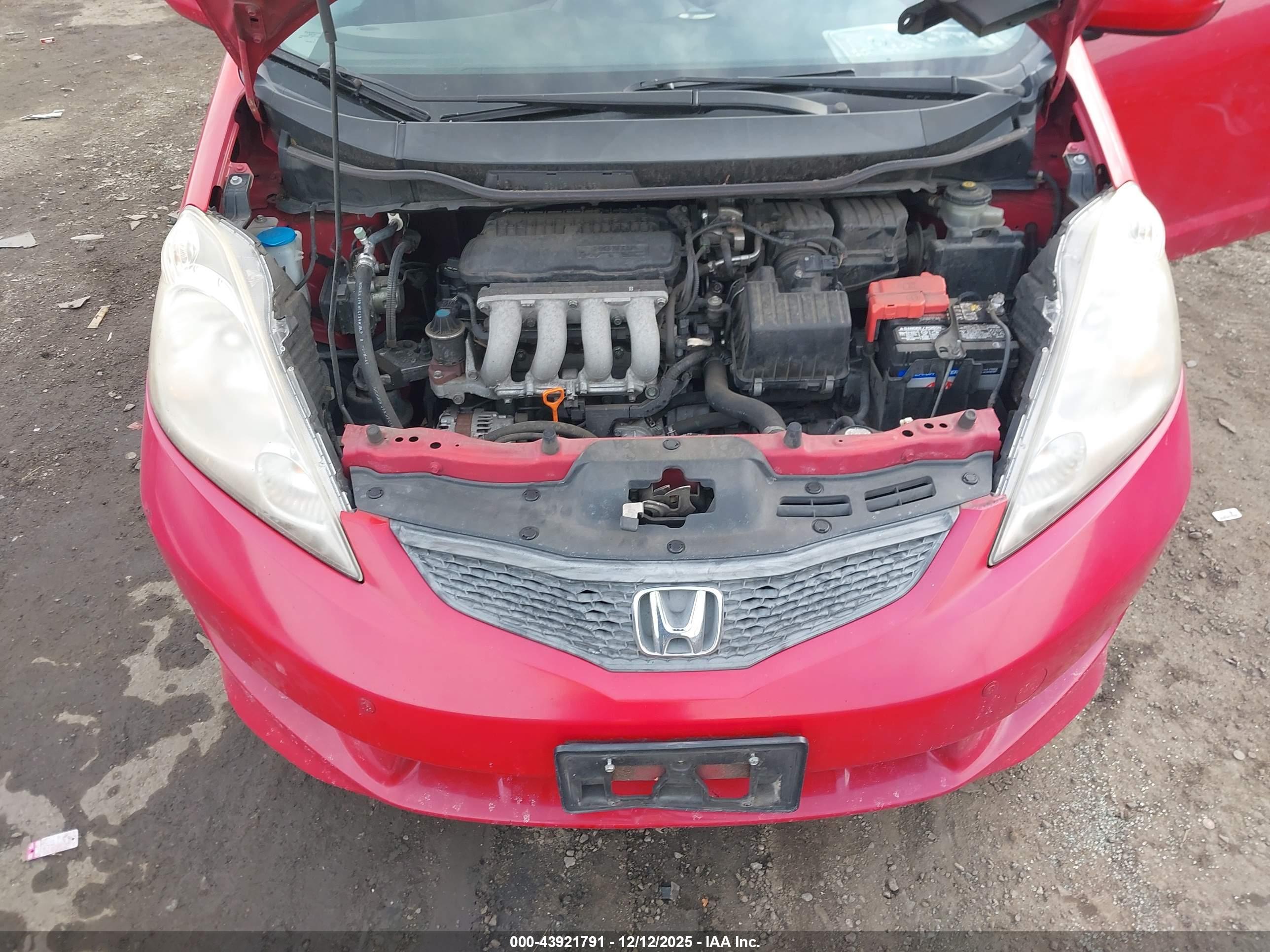 HONDA FIT image 10