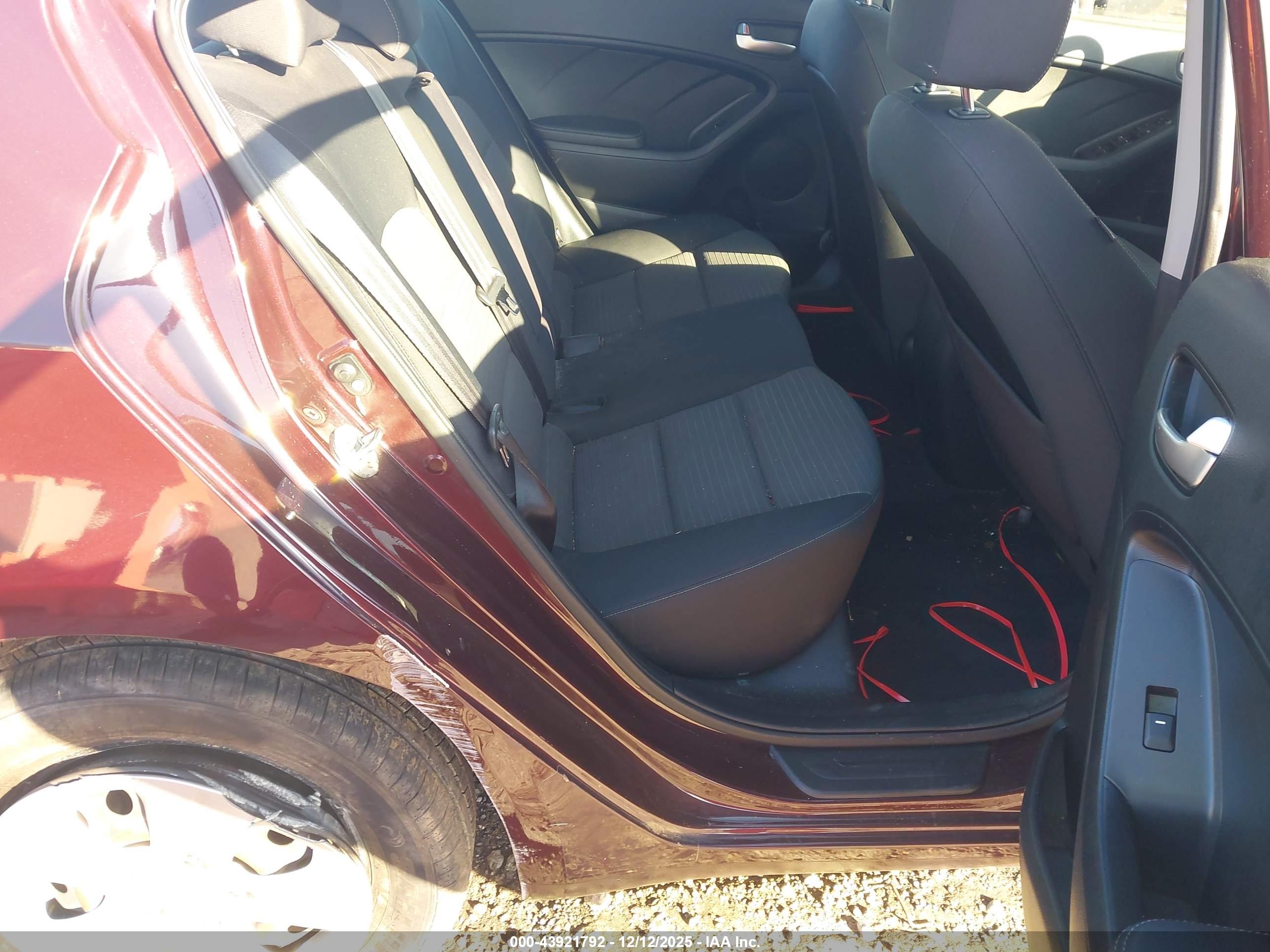 KIA FORTE image 8