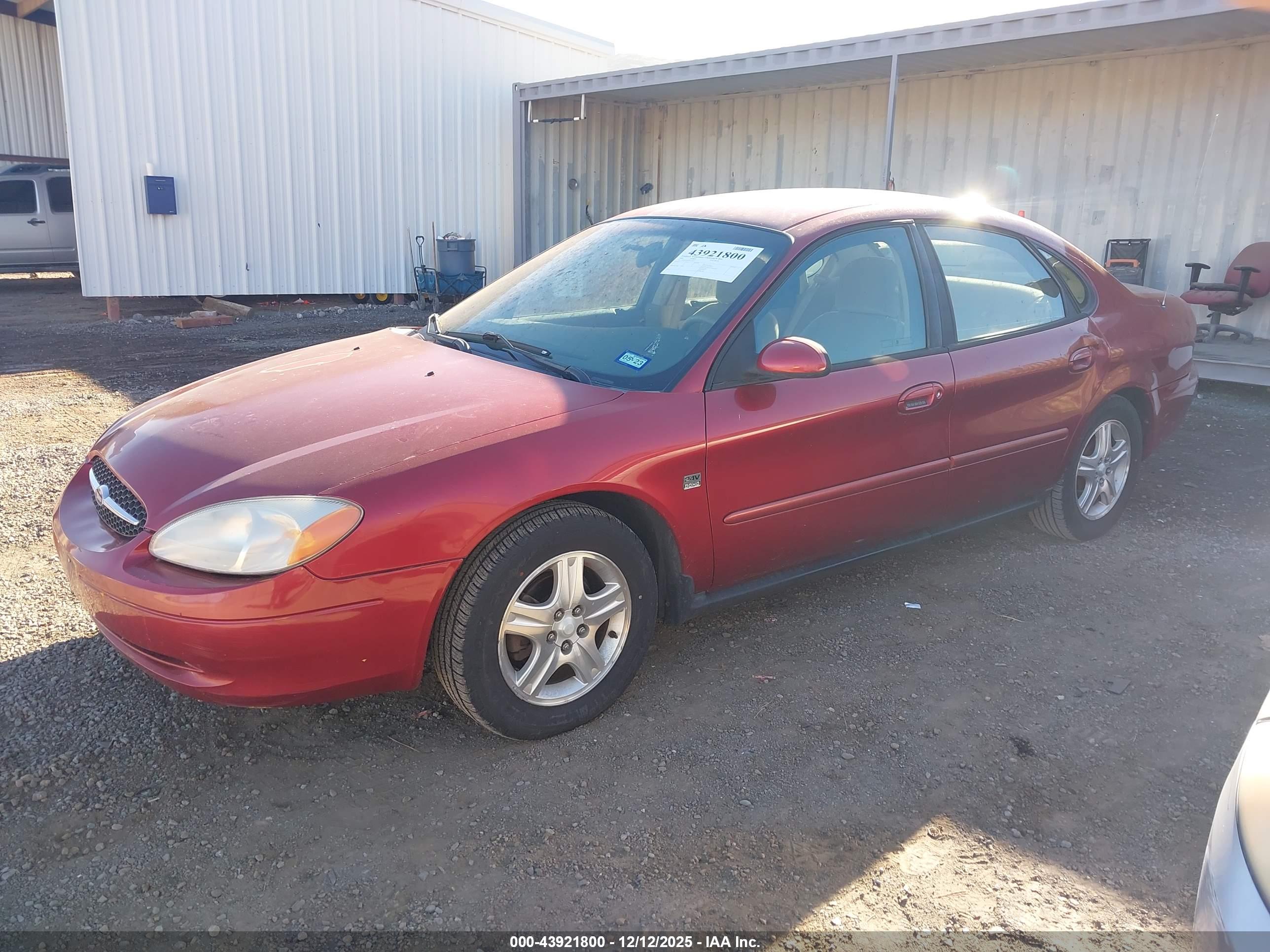 FORD TAURUS image 2