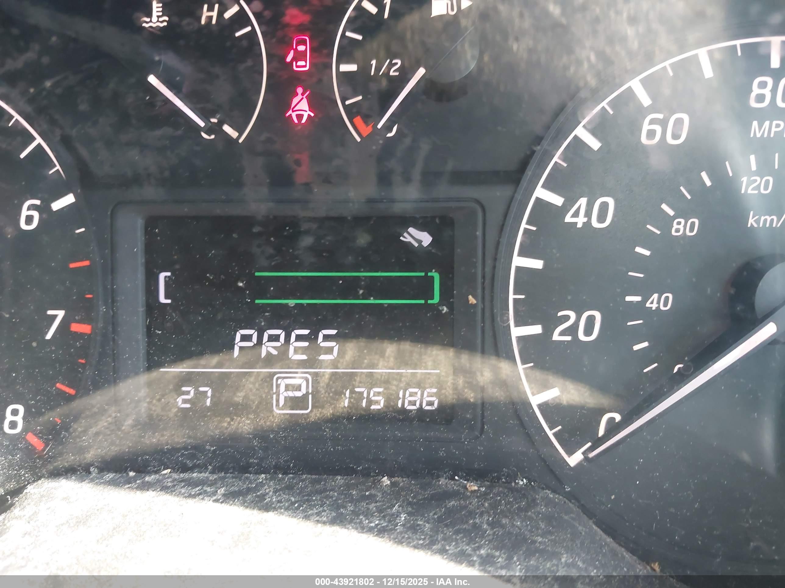 NISSAN SENTRA image 7