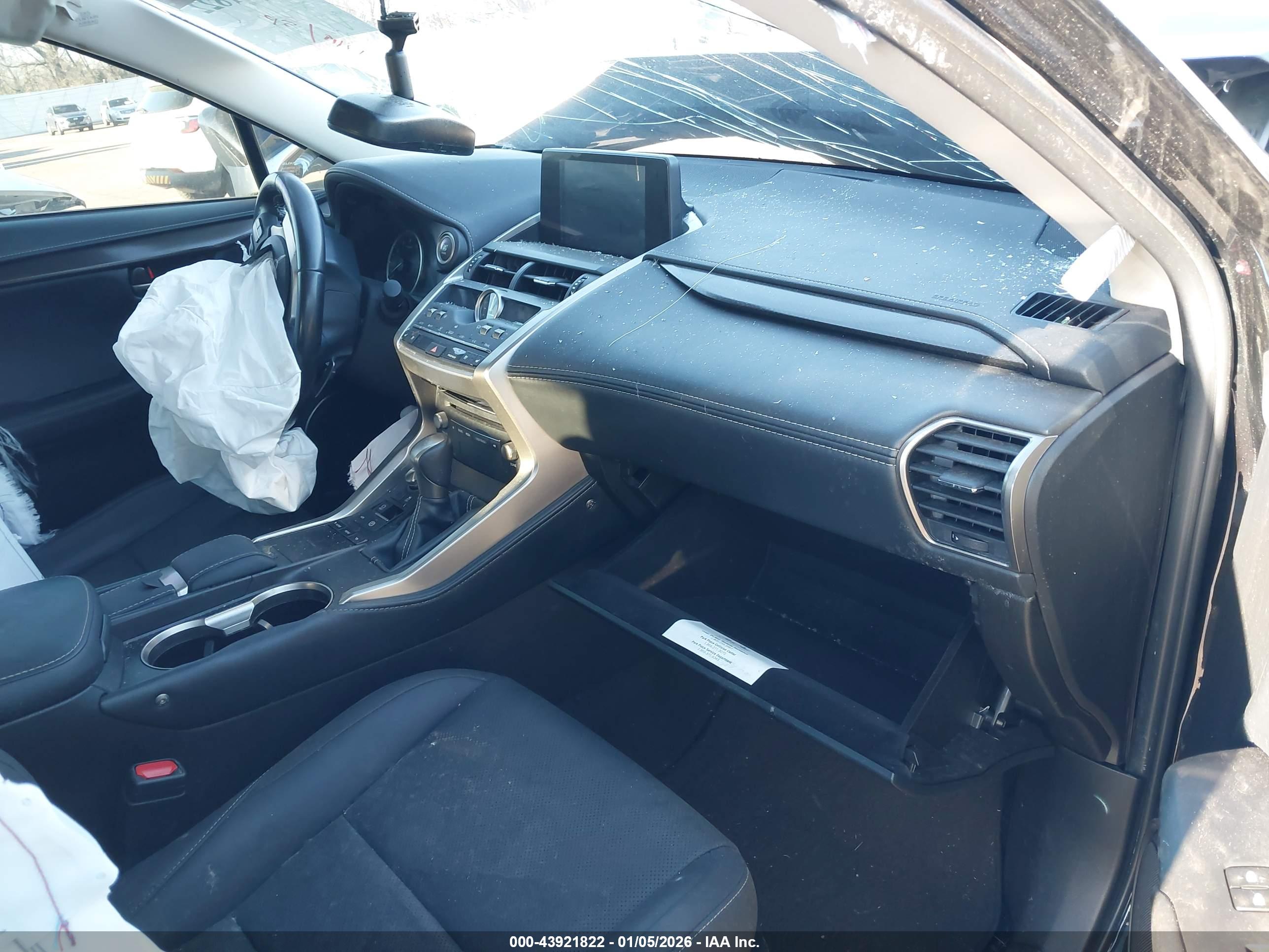 LEXUS NX image 5