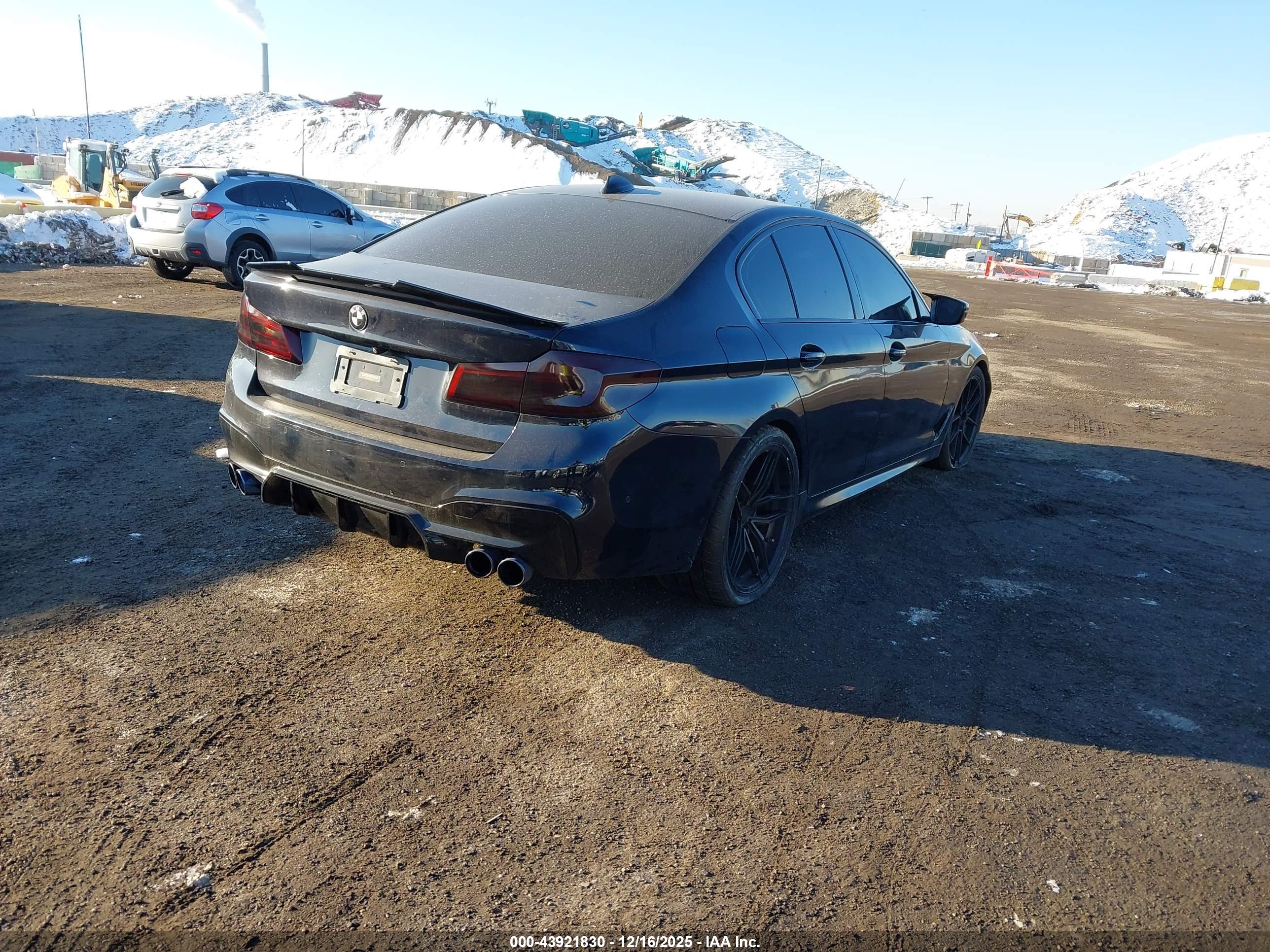 BMW M550I image 4