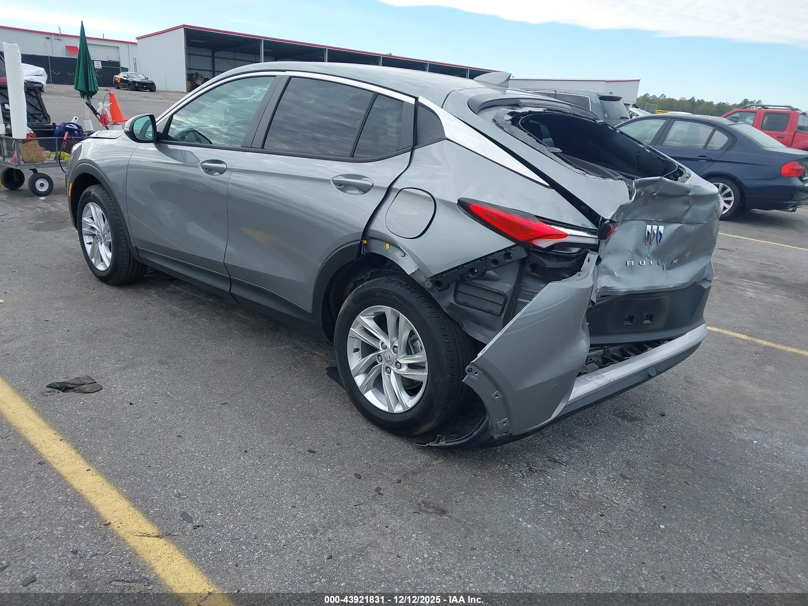 BUICK ENVISTA image 3