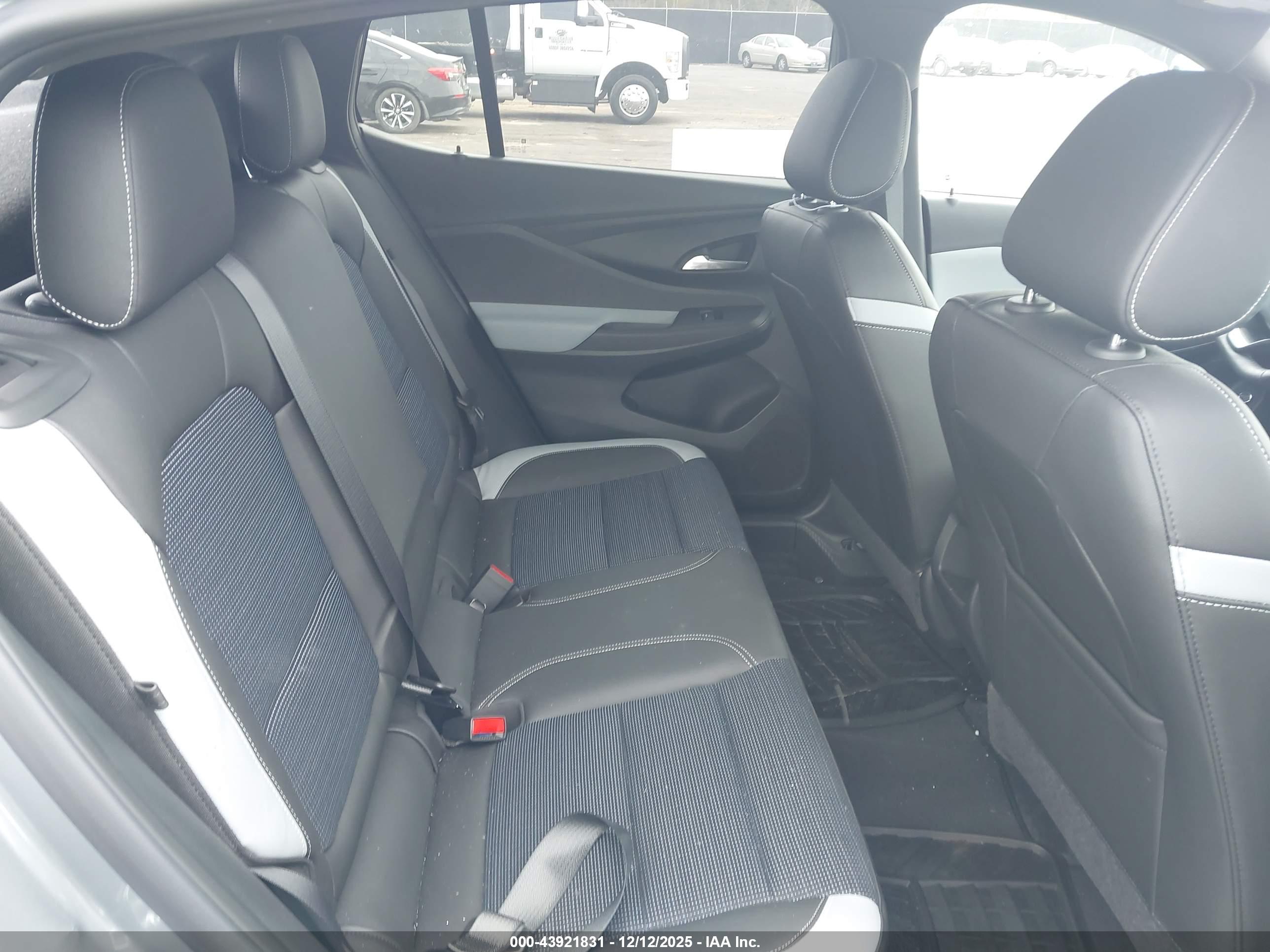 BUICK ENVISTA image 8