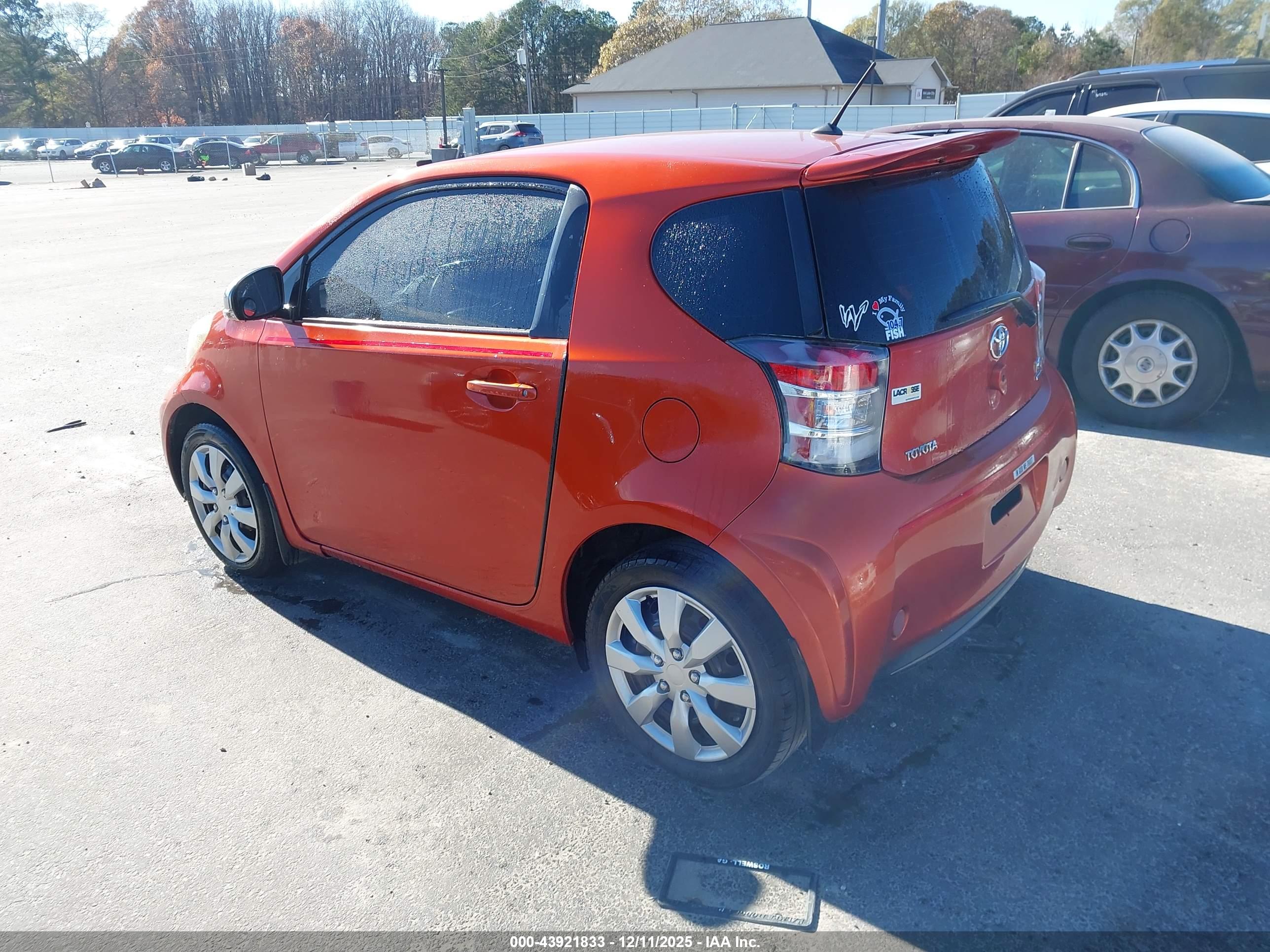 SCION IQ image 3