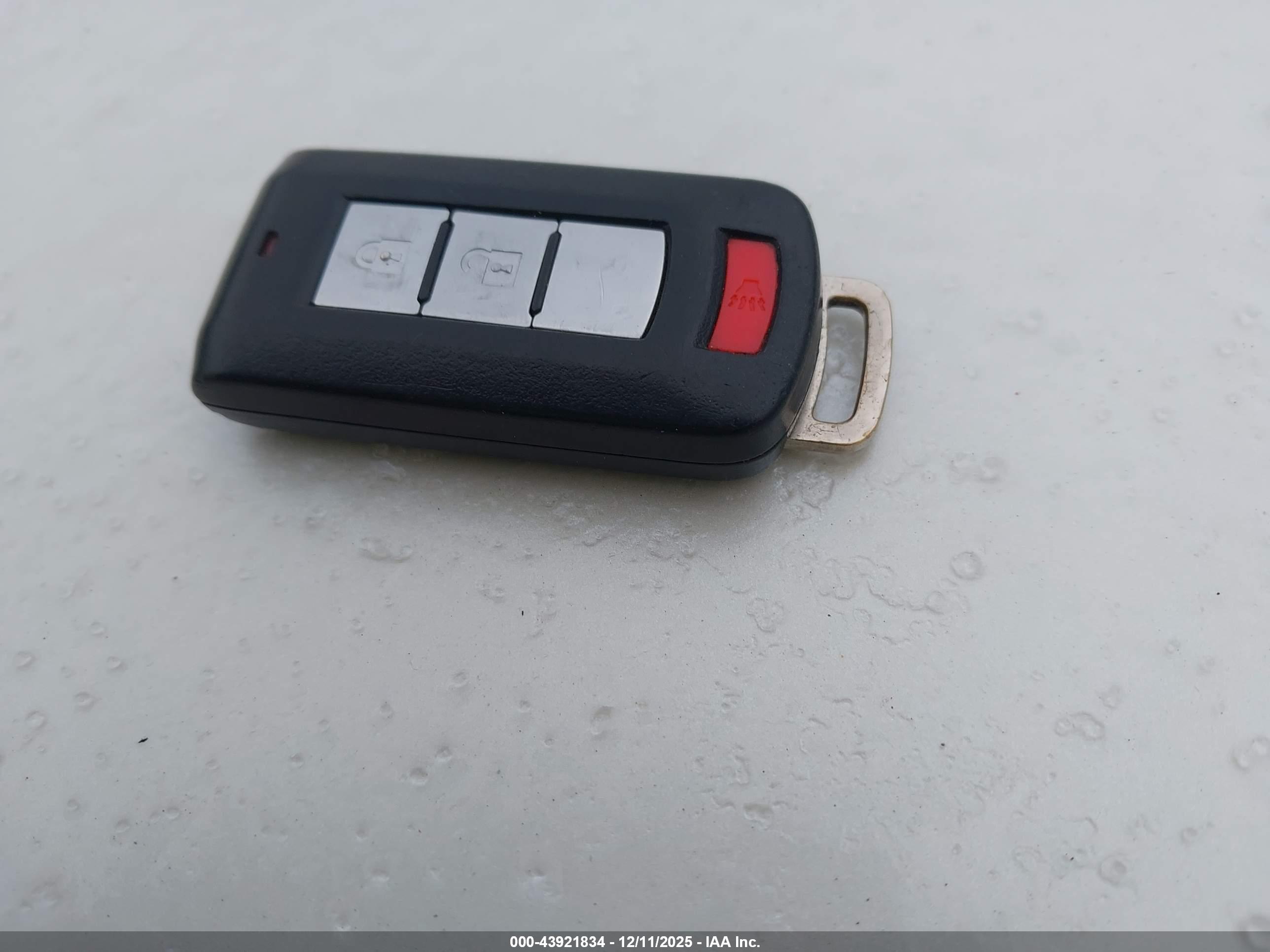 MITSUBISHI MIRAGE image 11