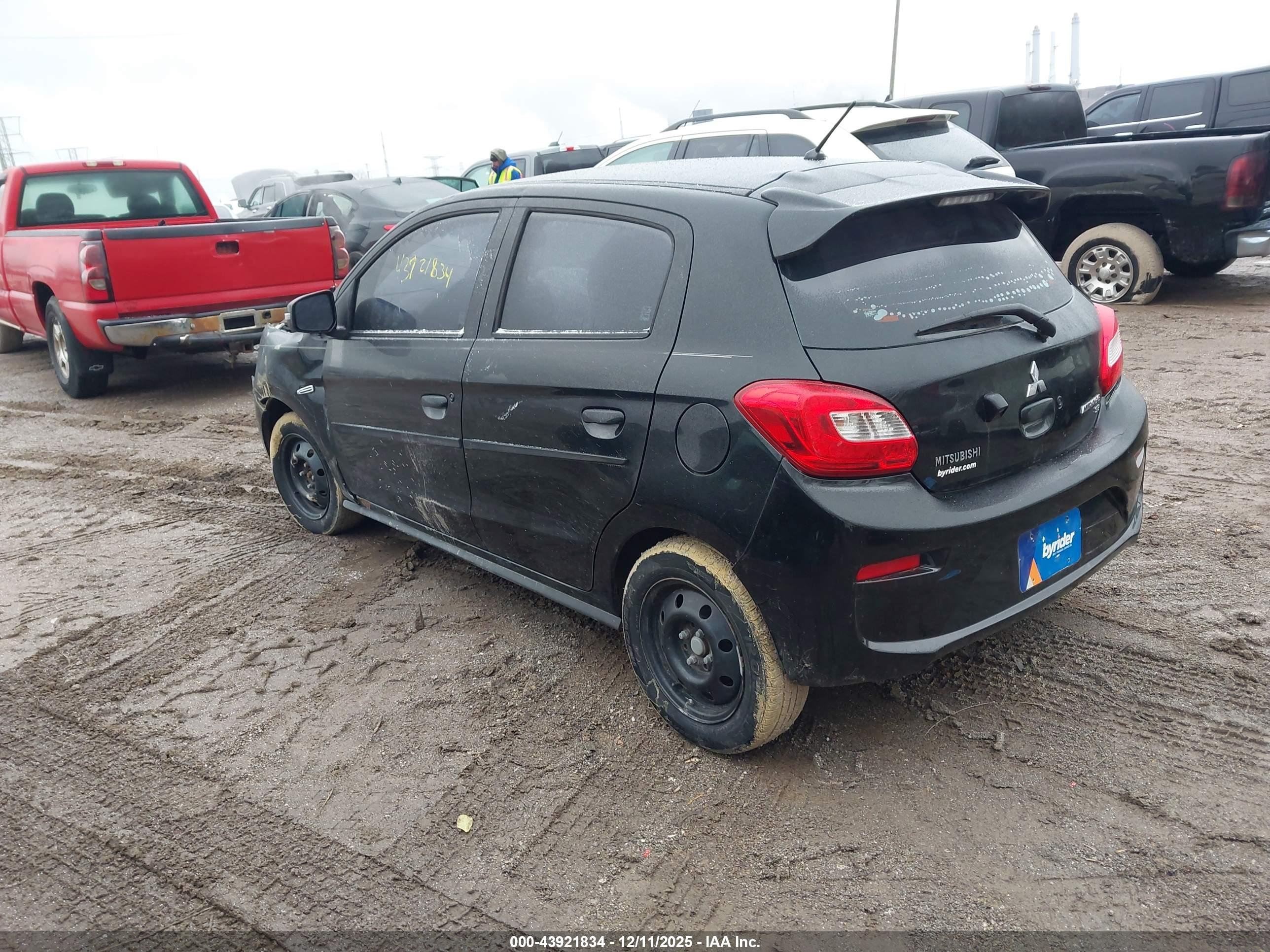 MITSUBISHI MIRAGE image 3