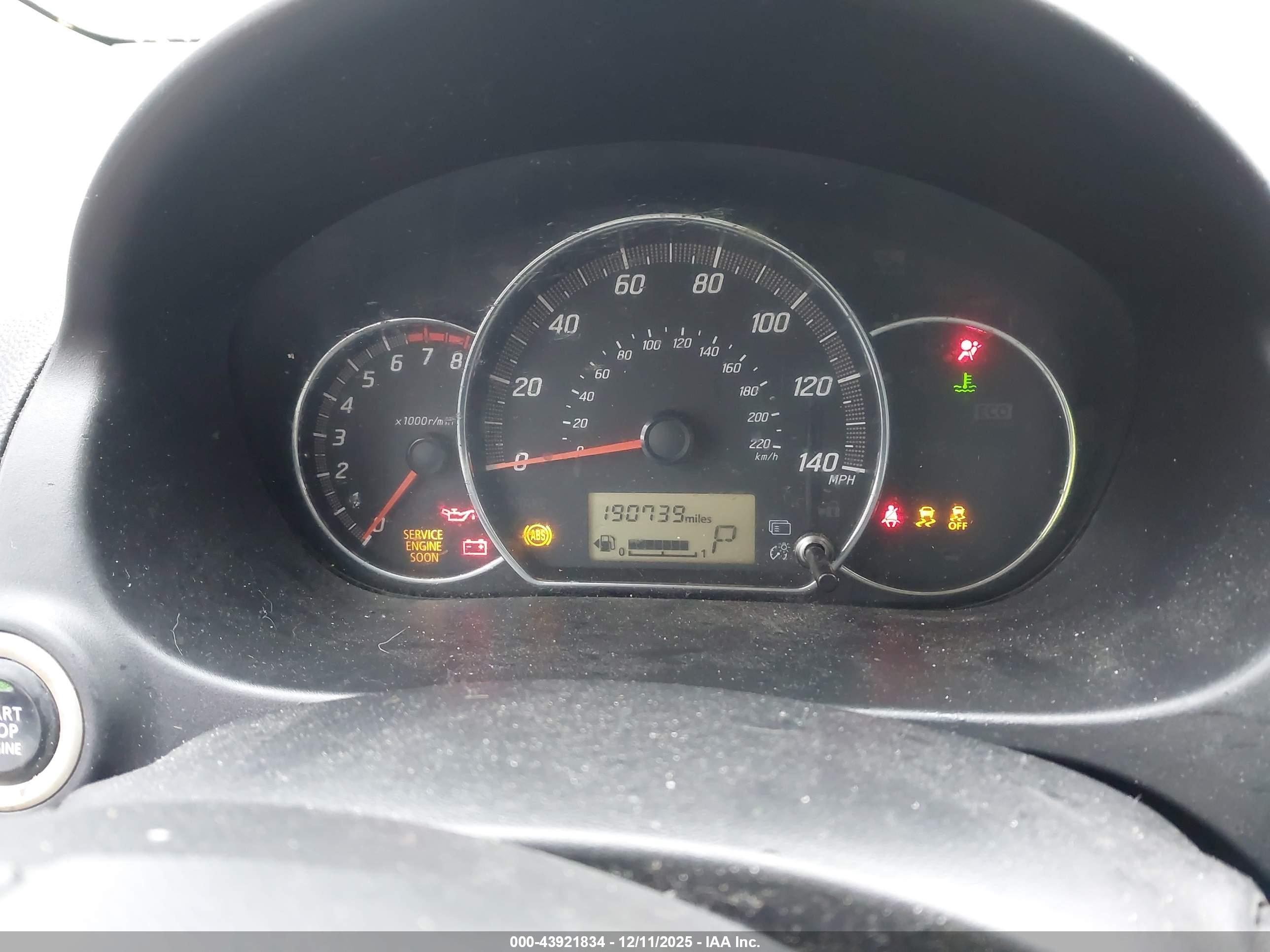 MITSUBISHI MIRAGE image 7