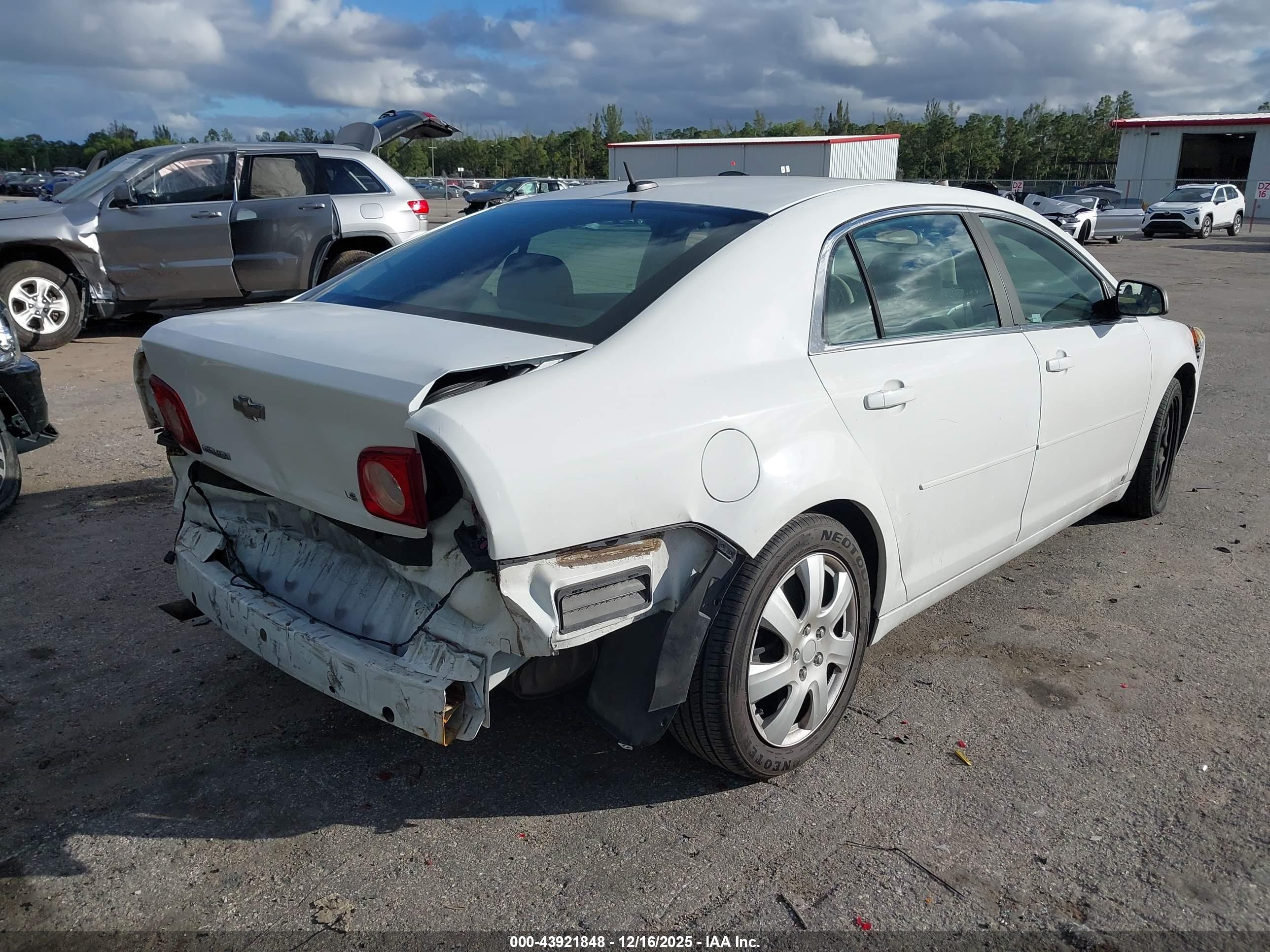 CHEVROLET MALIBU image 4