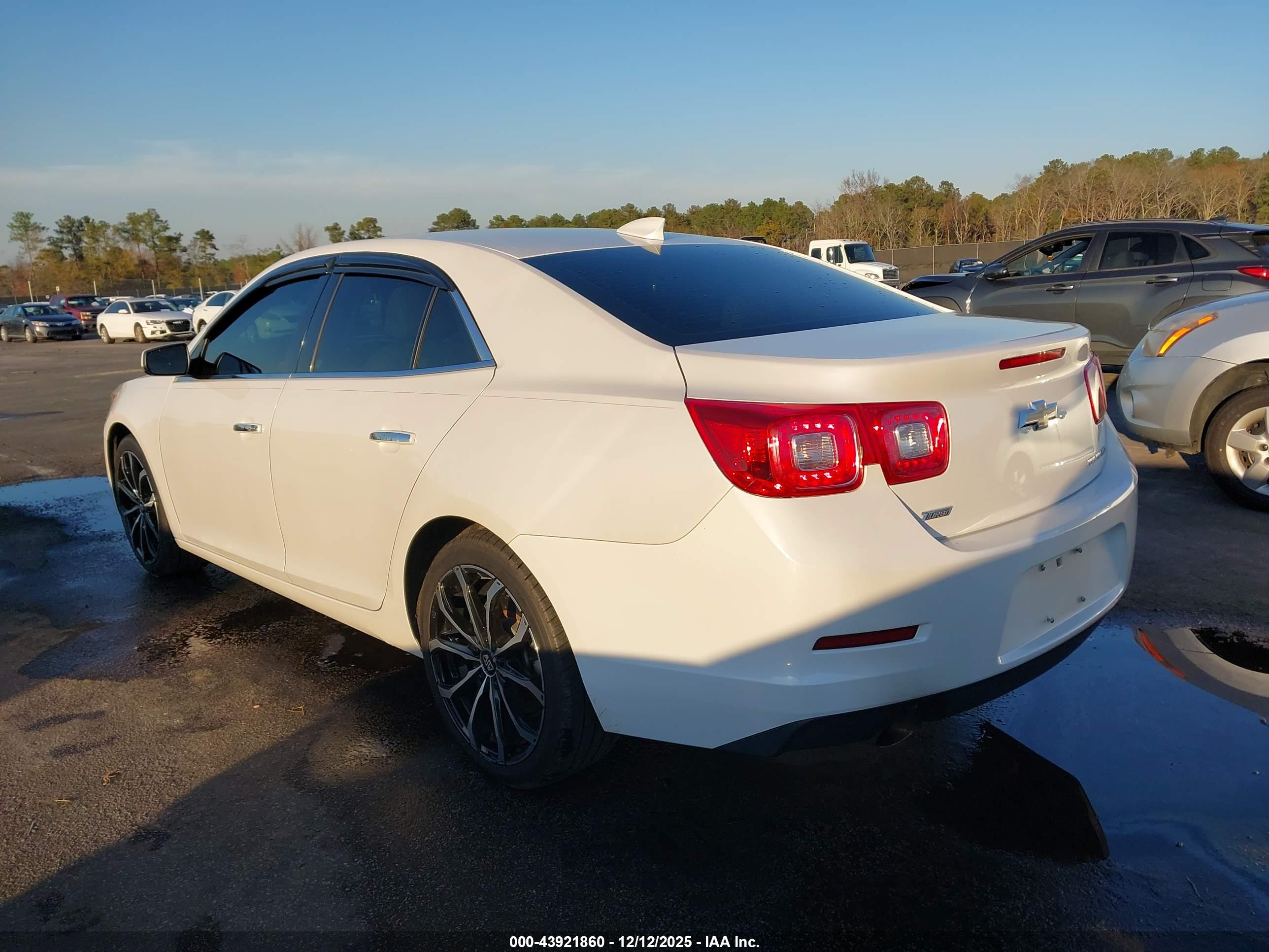 CHEVROLET MALIBU image 3