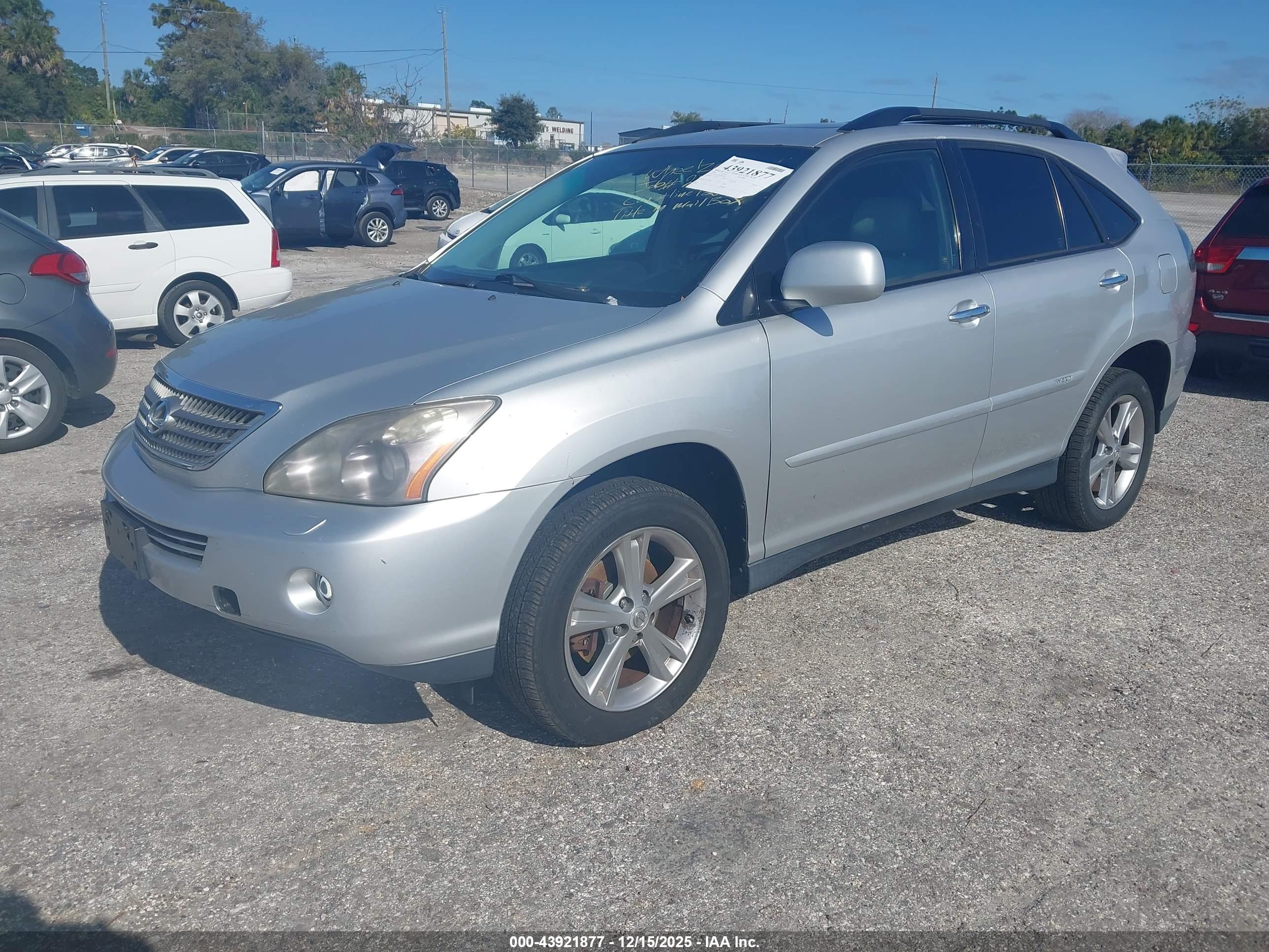 LEXUS RX image 2