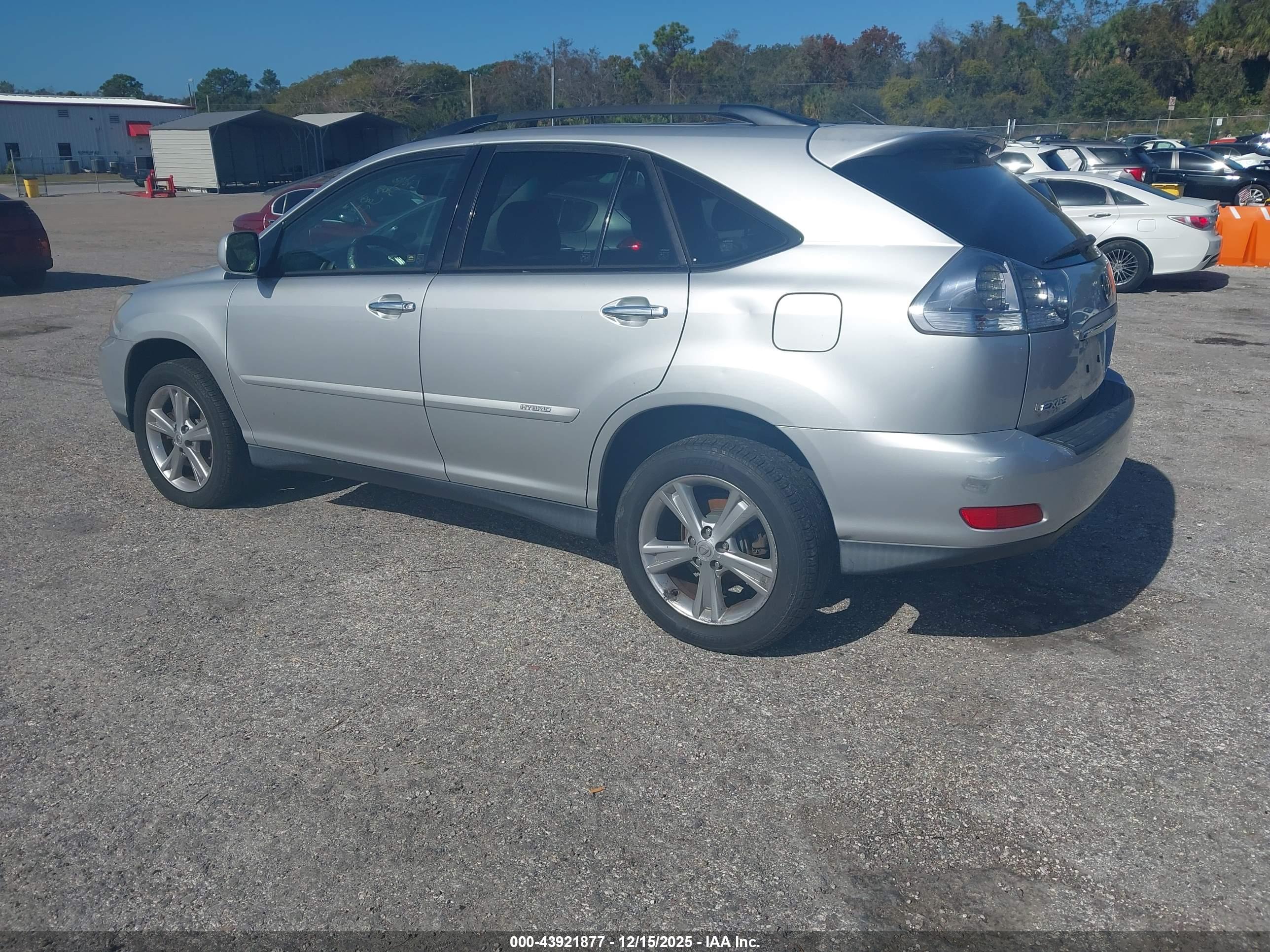 LEXUS RX image 3