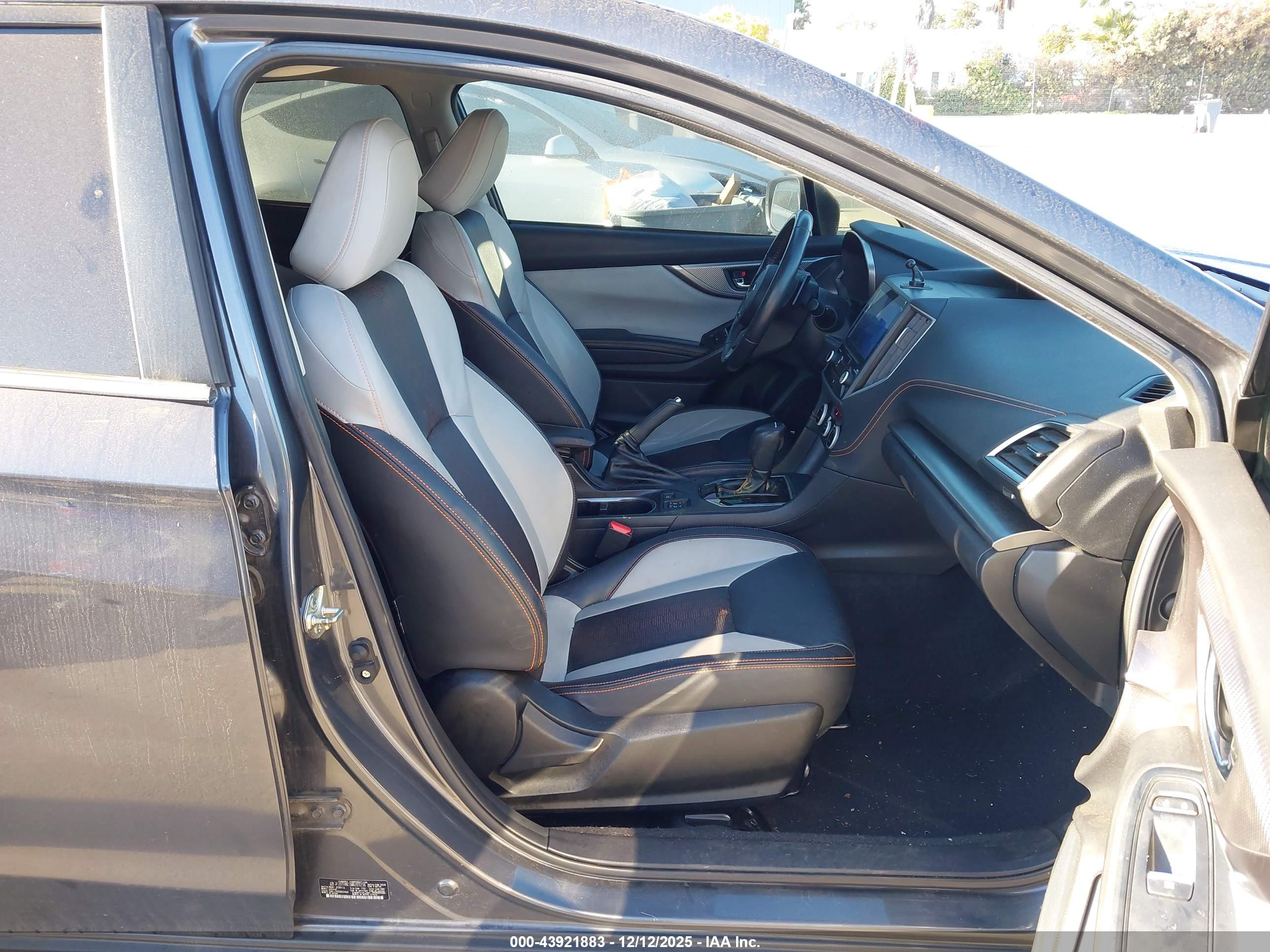 SUBARU CROSSTREK image 5