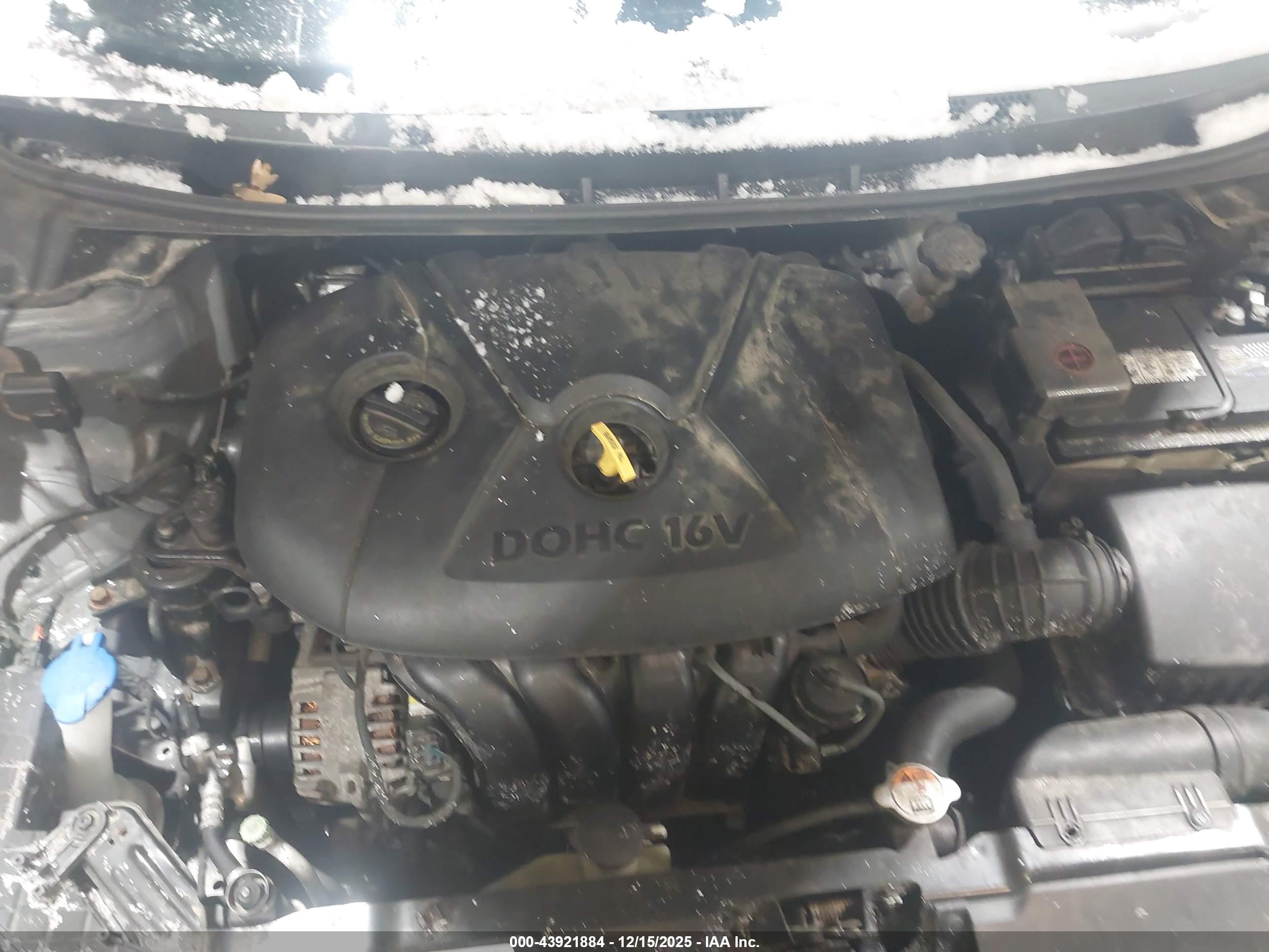 HYUNDAI ELANTRA image 10