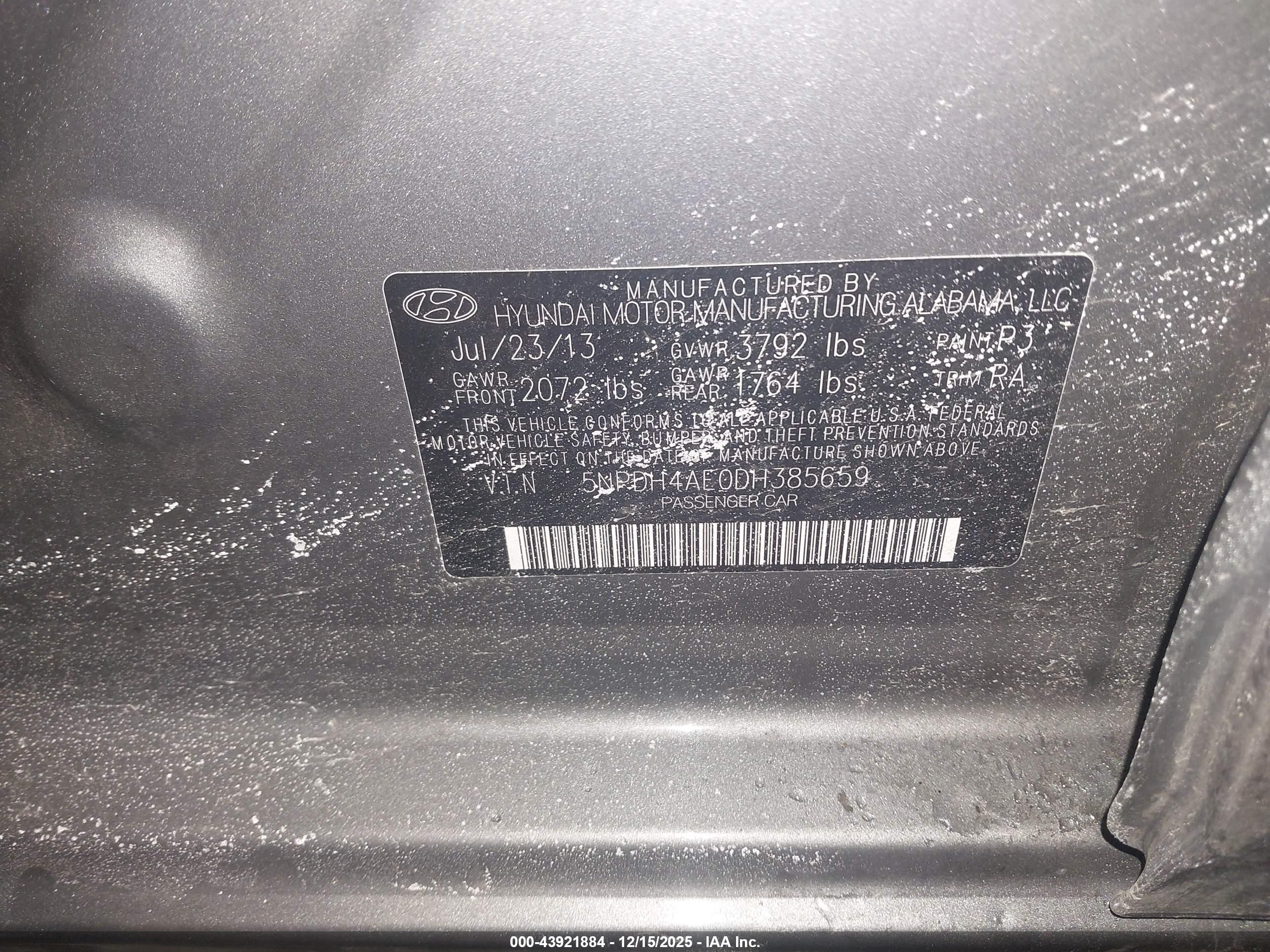 HYUNDAI ELANTRA image 9