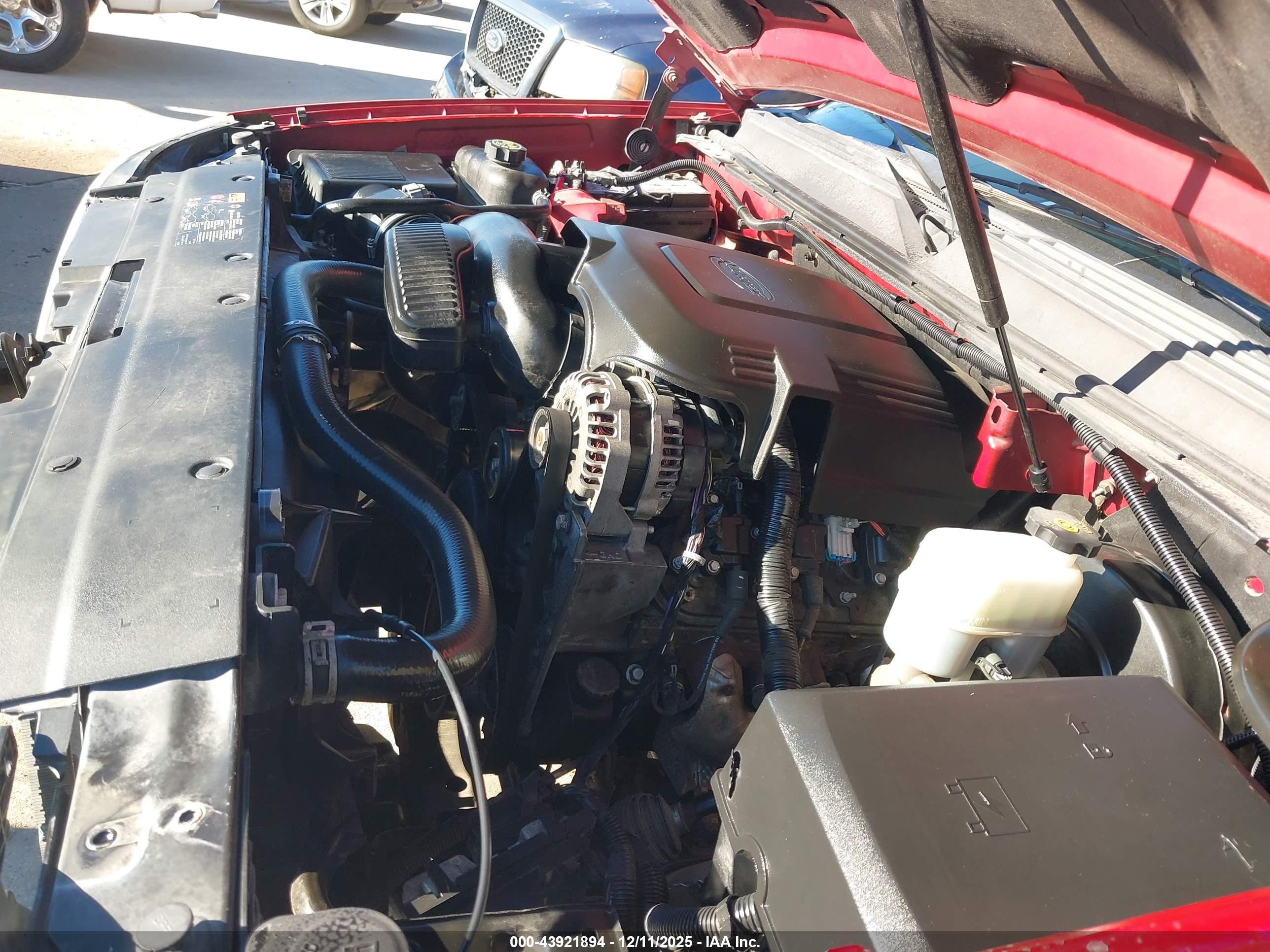 GMC YUKON image 10