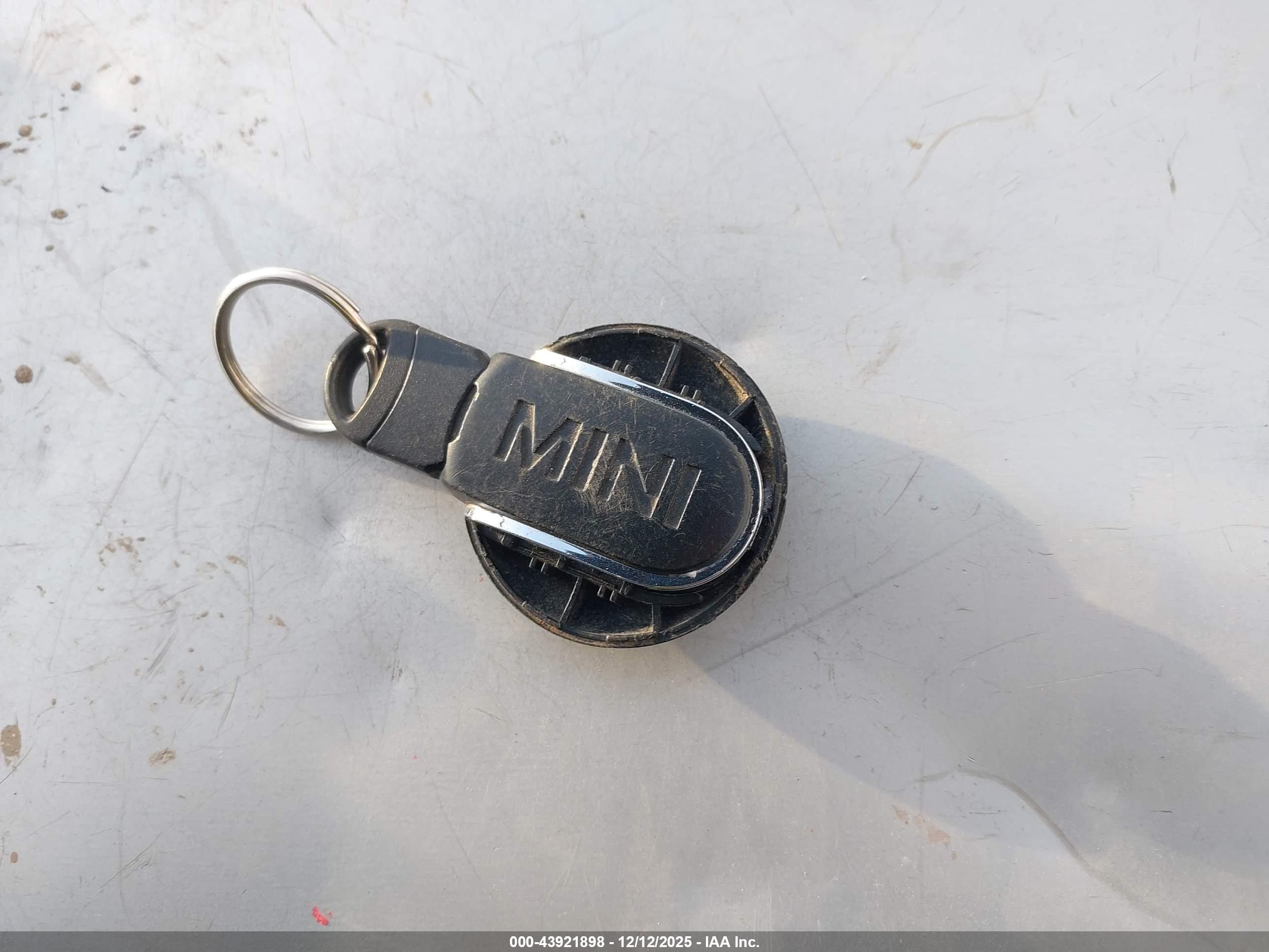 MINI CLUBMAN image 11