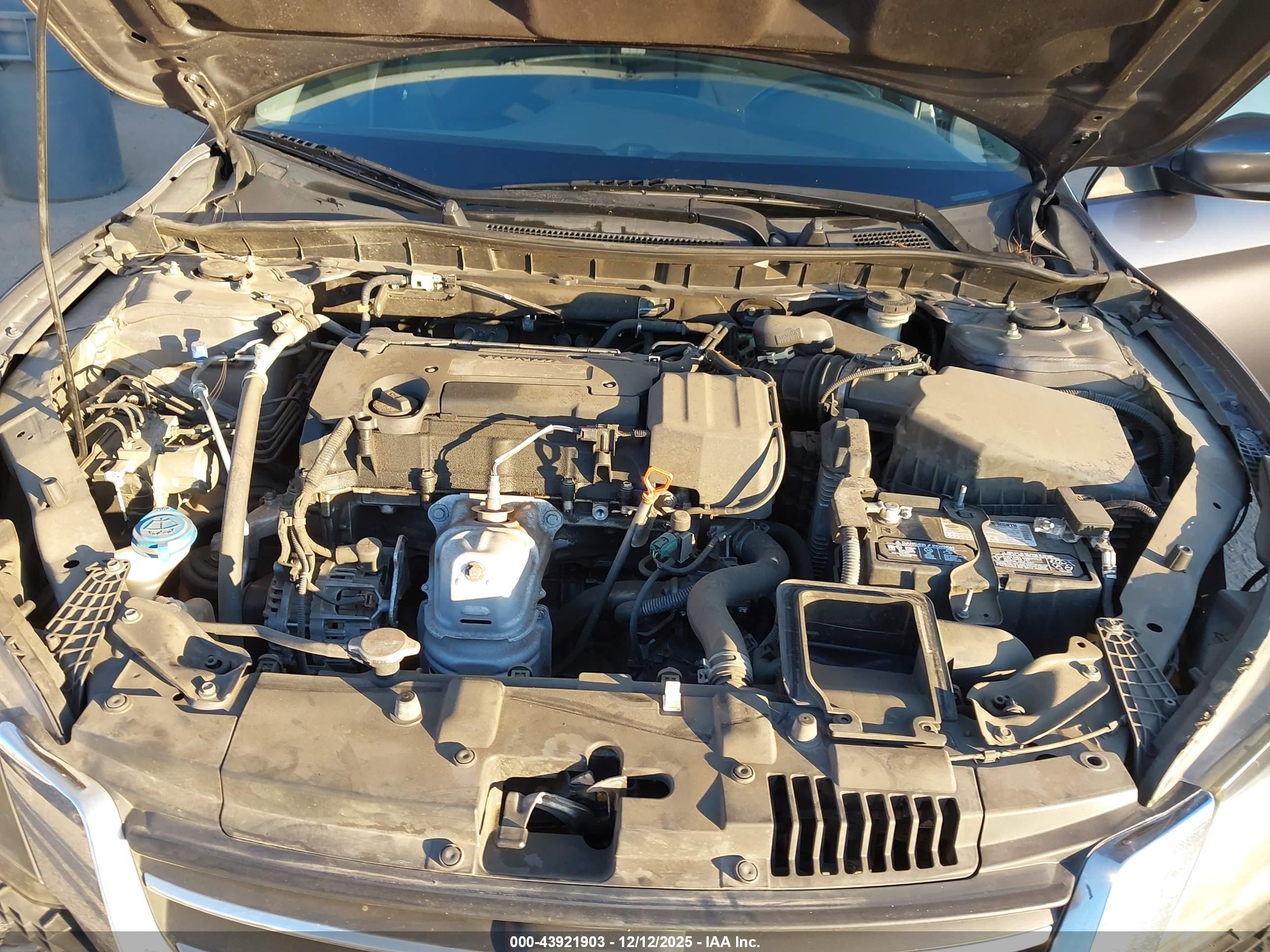 HONDA ACCORD image 10