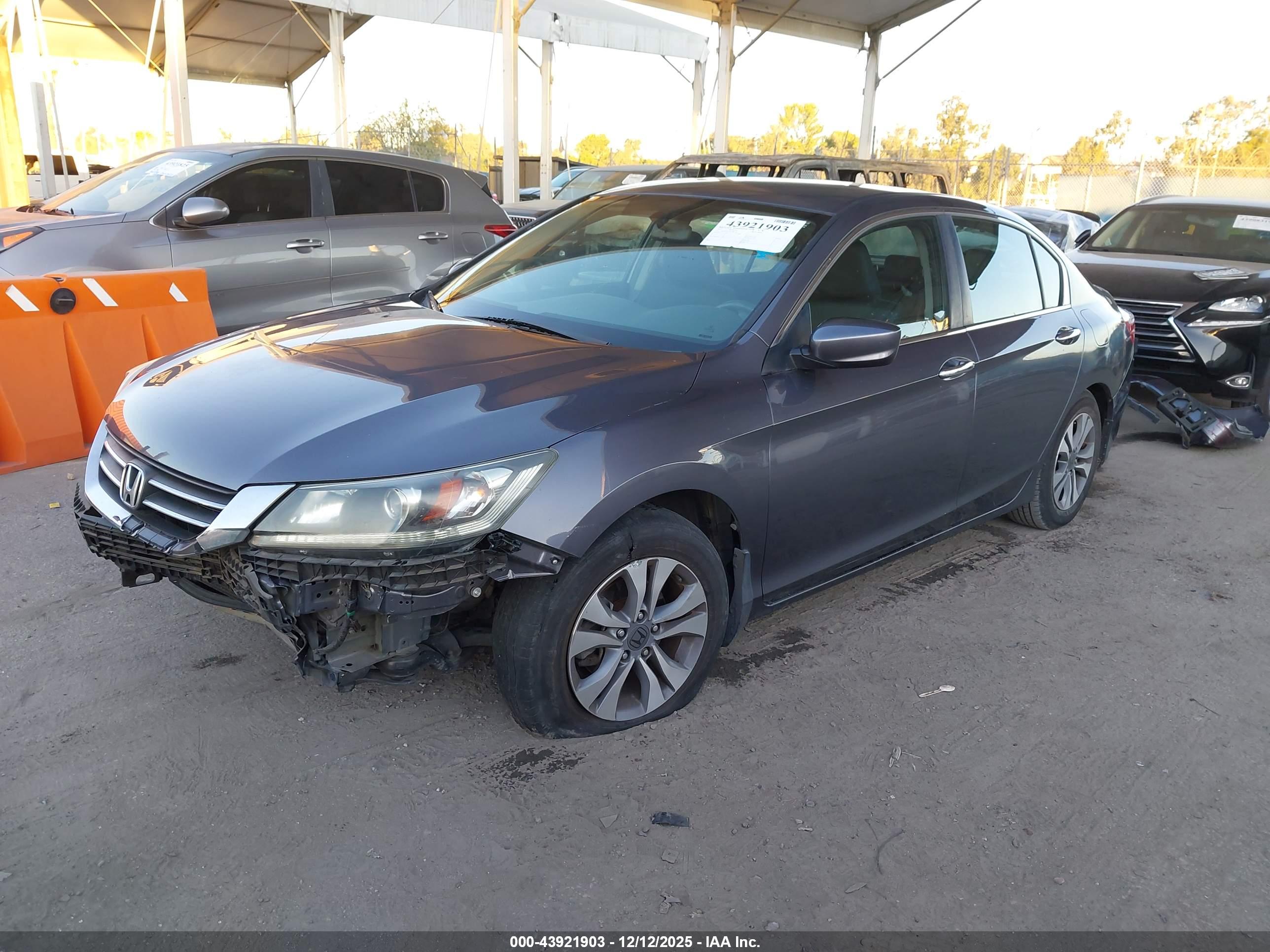 HONDA ACCORD image 2