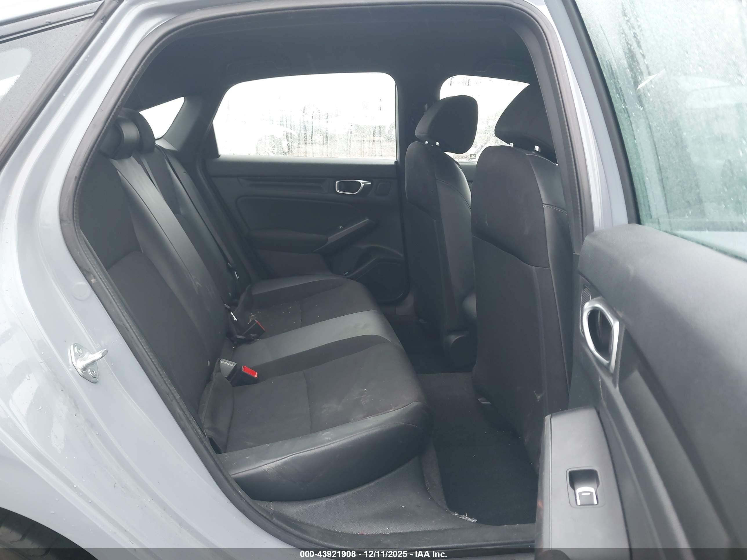 HONDA CIVIC image 8