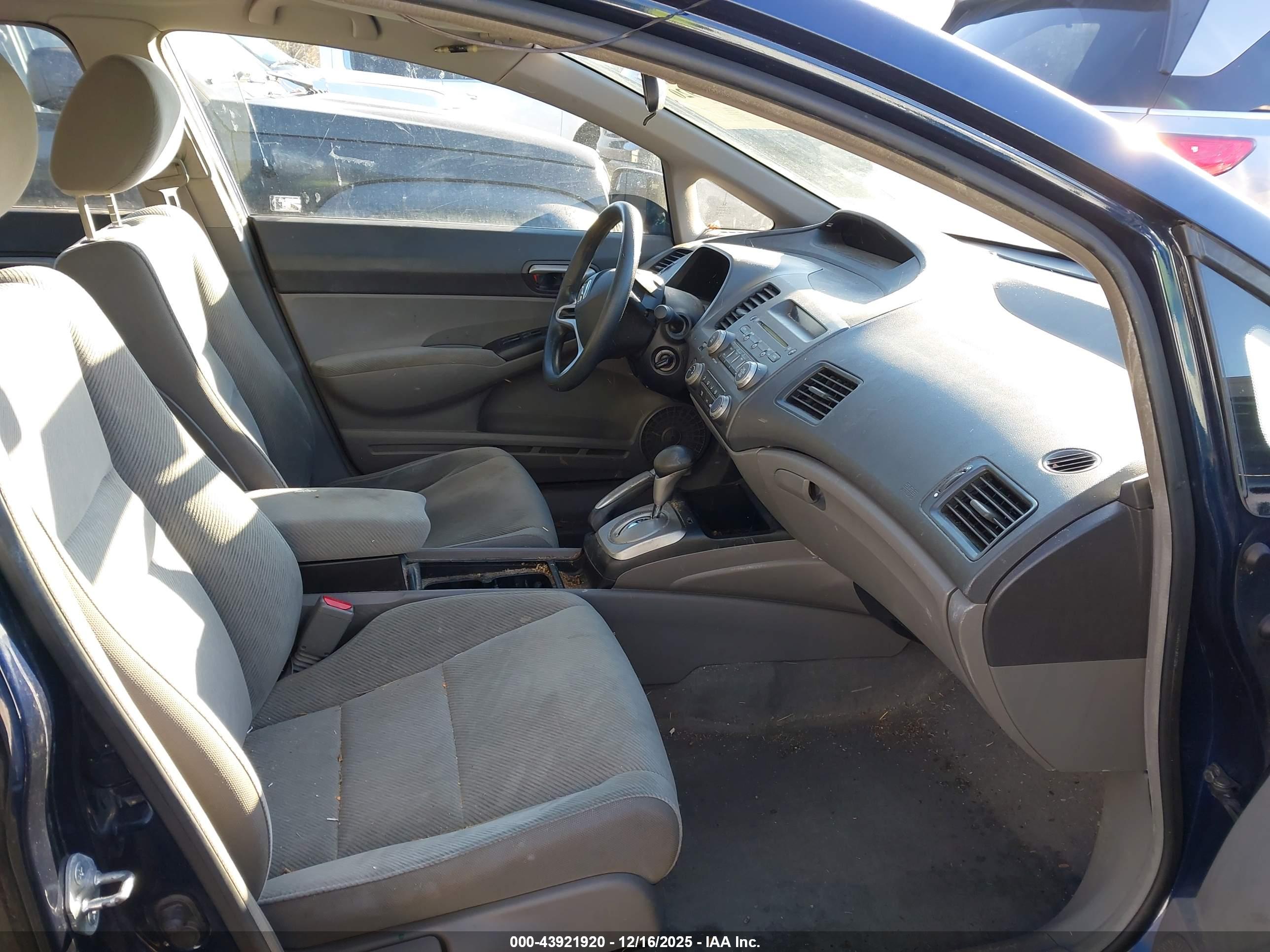 HONDA CIVIC image 5