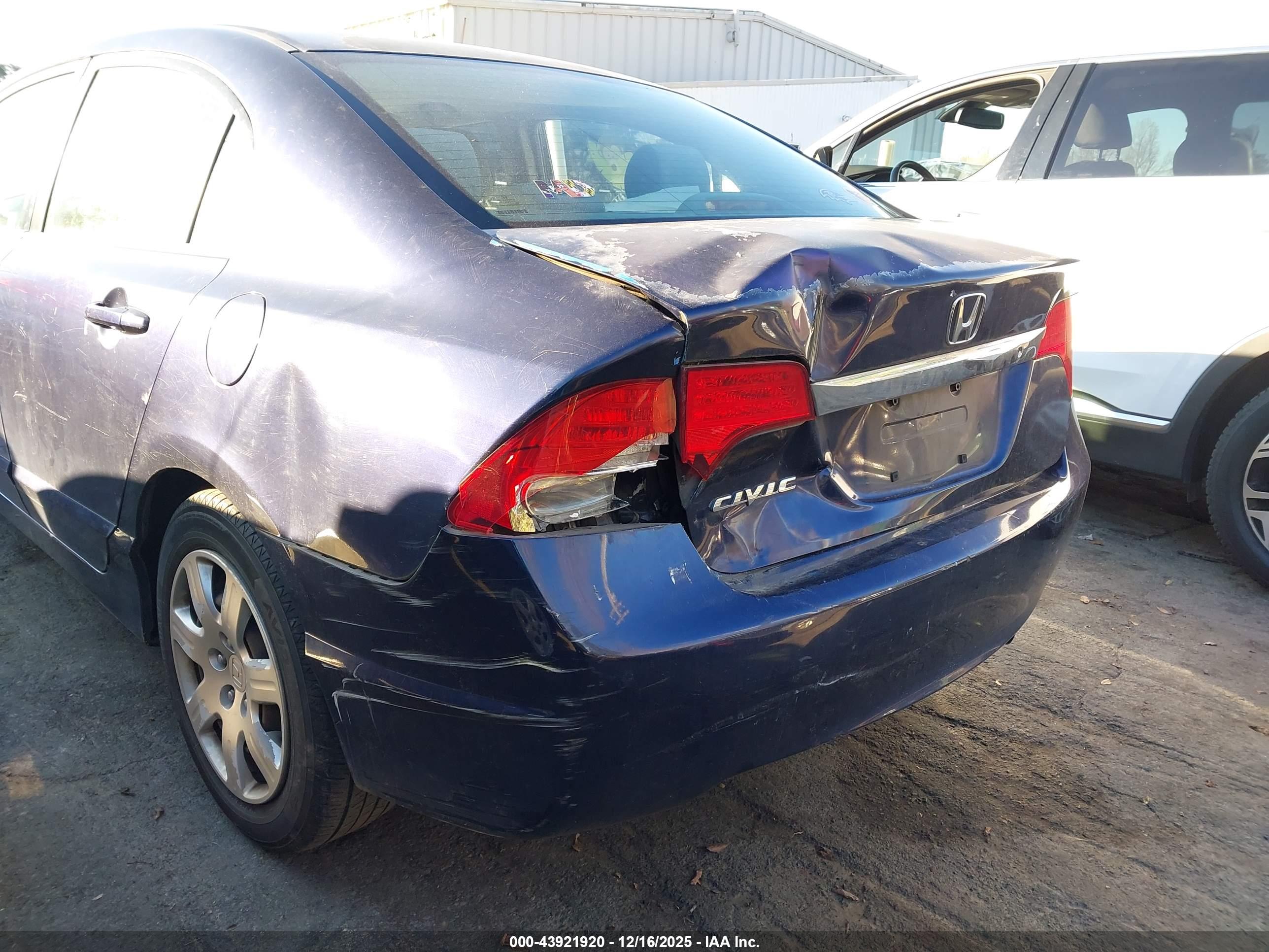HONDA CIVIC image 6