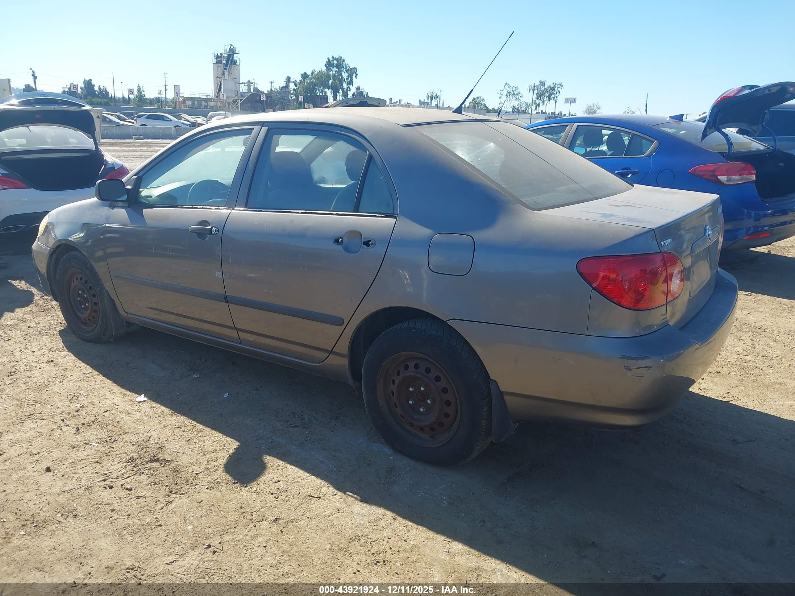 TOYOTA COROLLA image 3