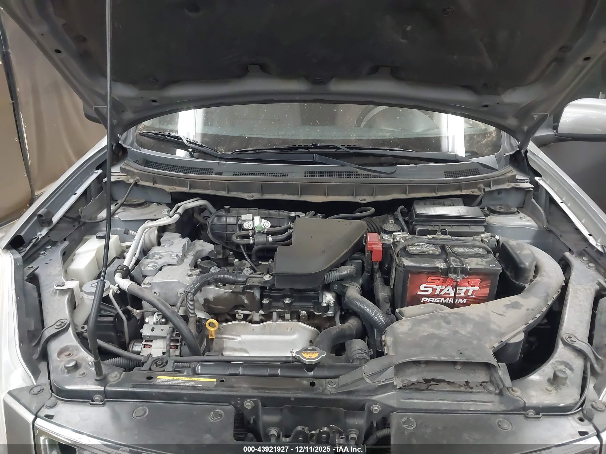 NISSAN ROGUE image 10