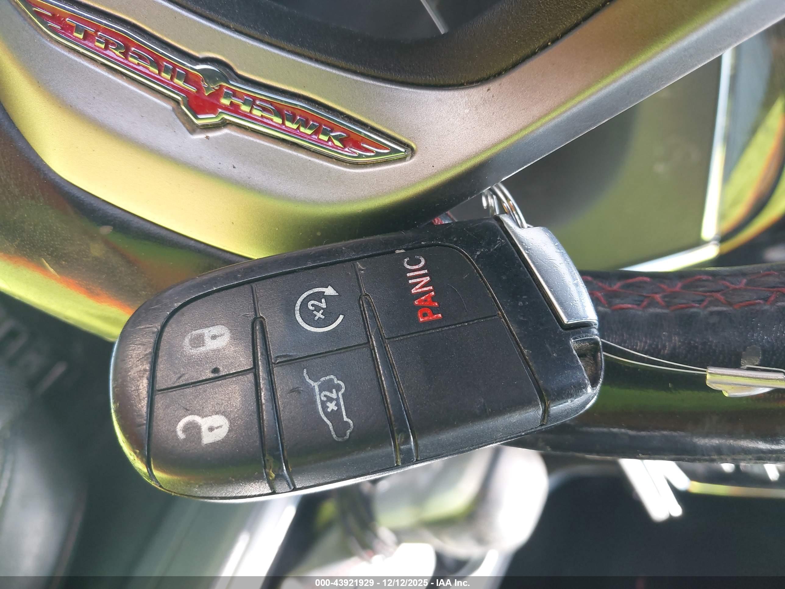 JEEP GRAND image 11