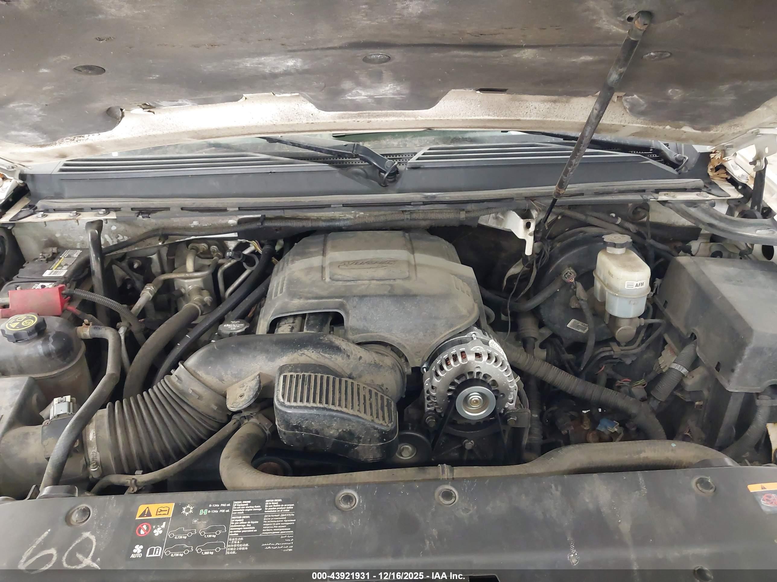 GMC YUKON image 10