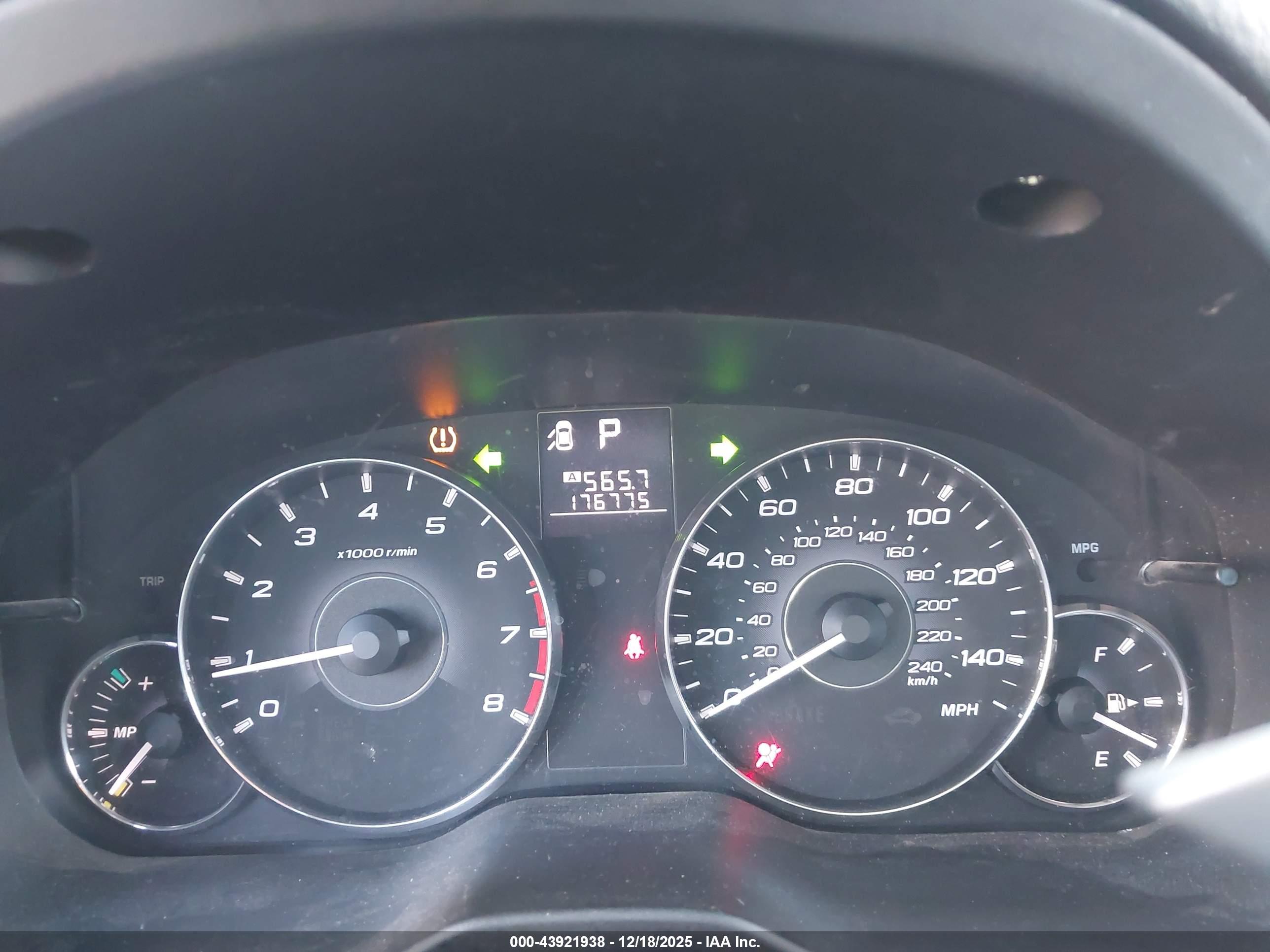 SUBARU LEGACY image 7