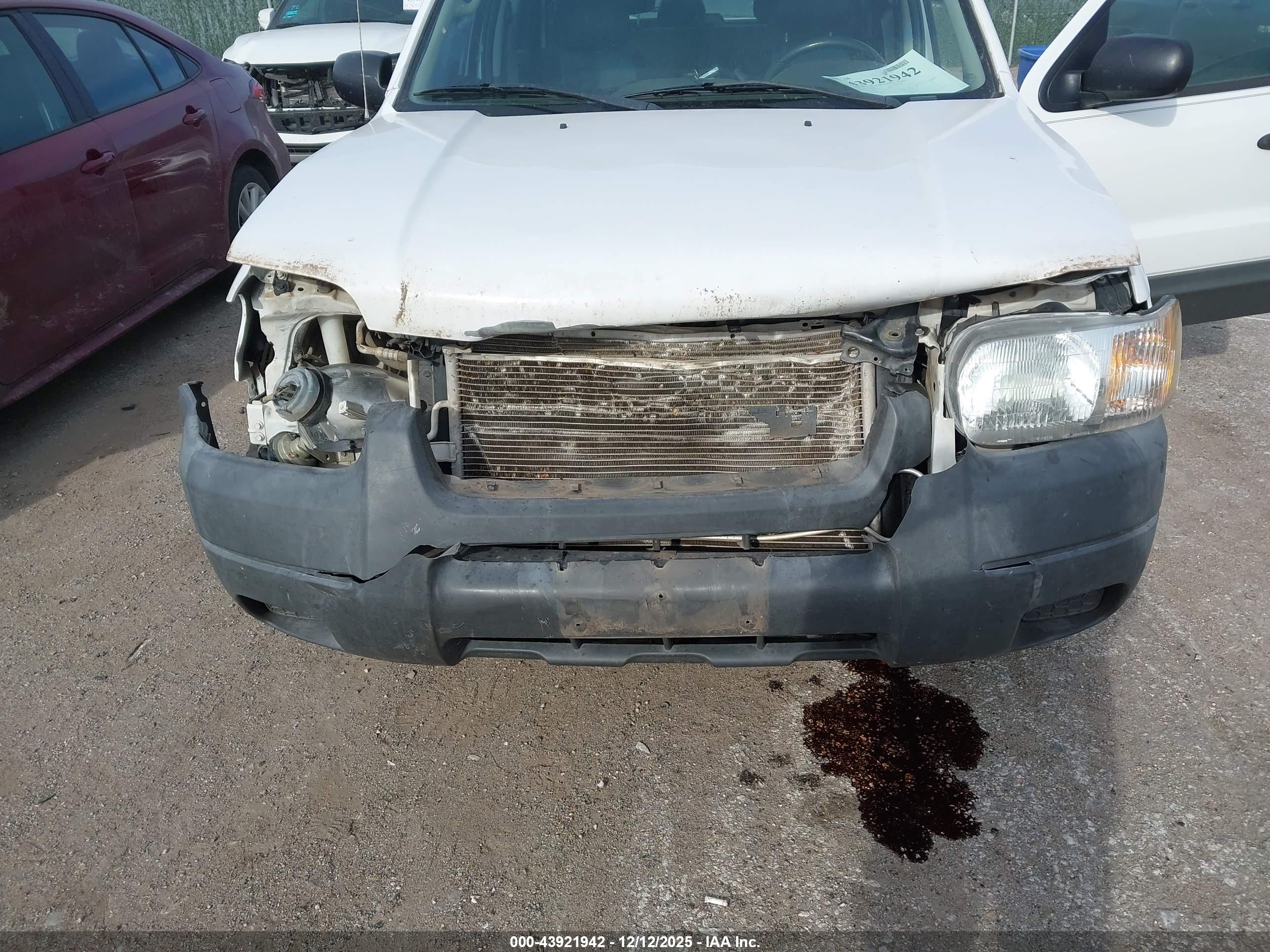 FORD ESCAPE image 6