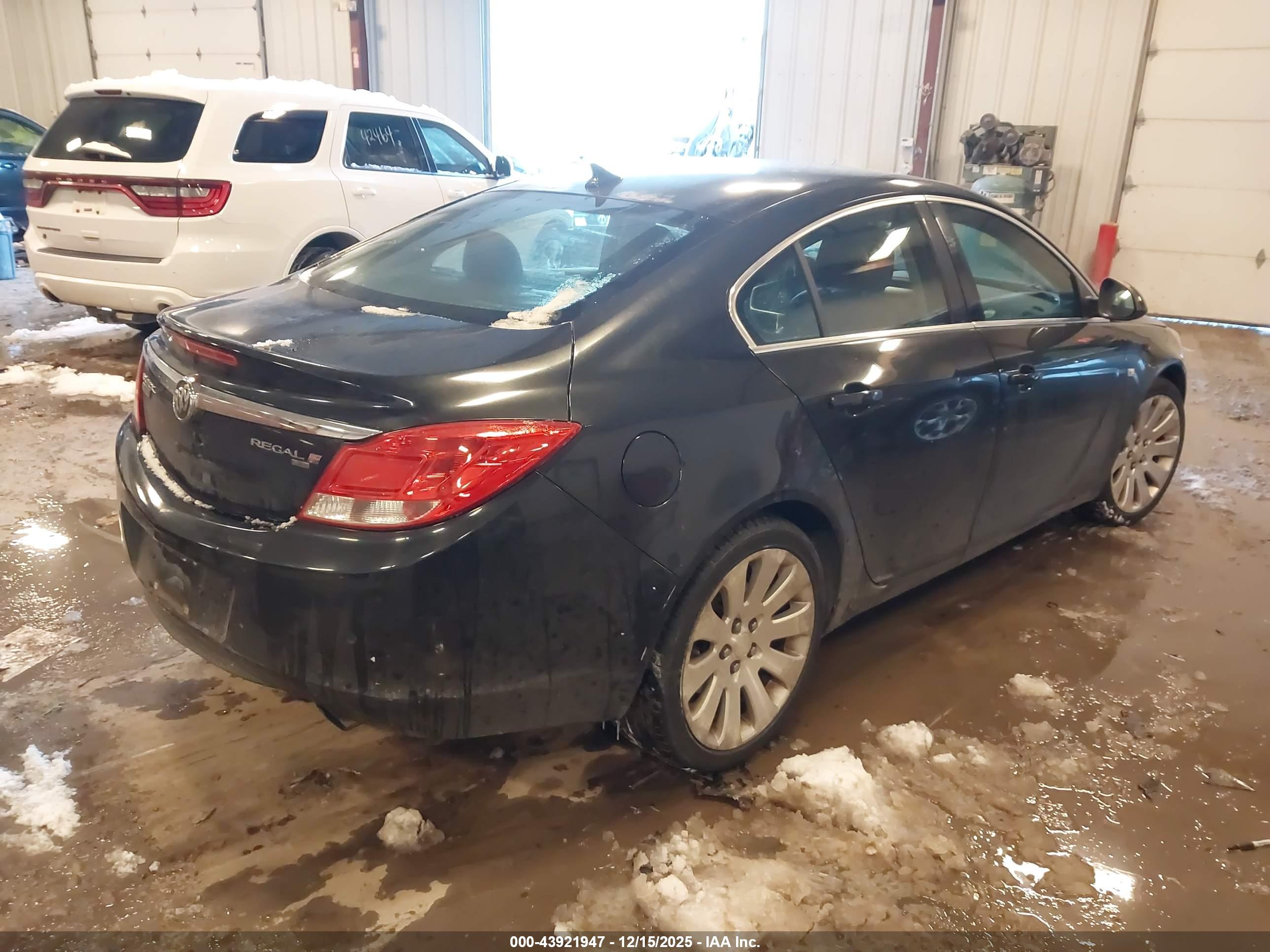 BUICK REGAL image 4