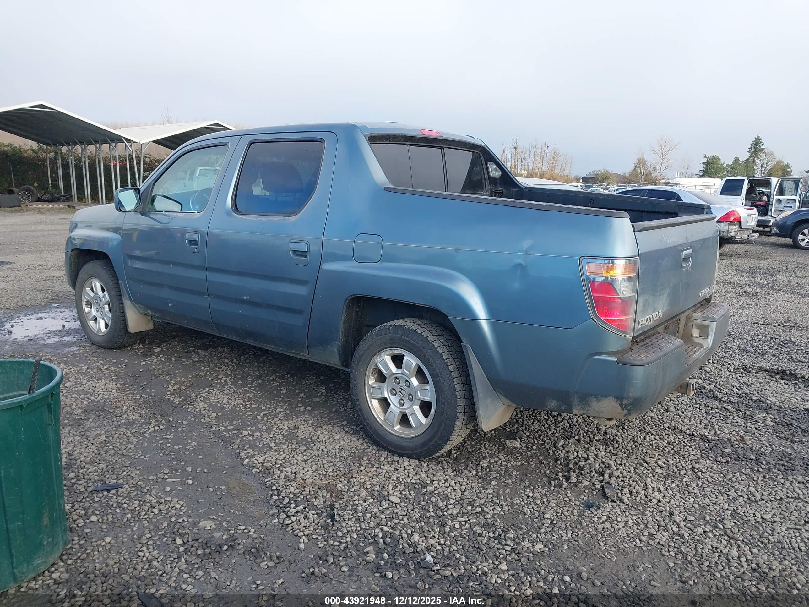 HONDA RIDGELINE image 3