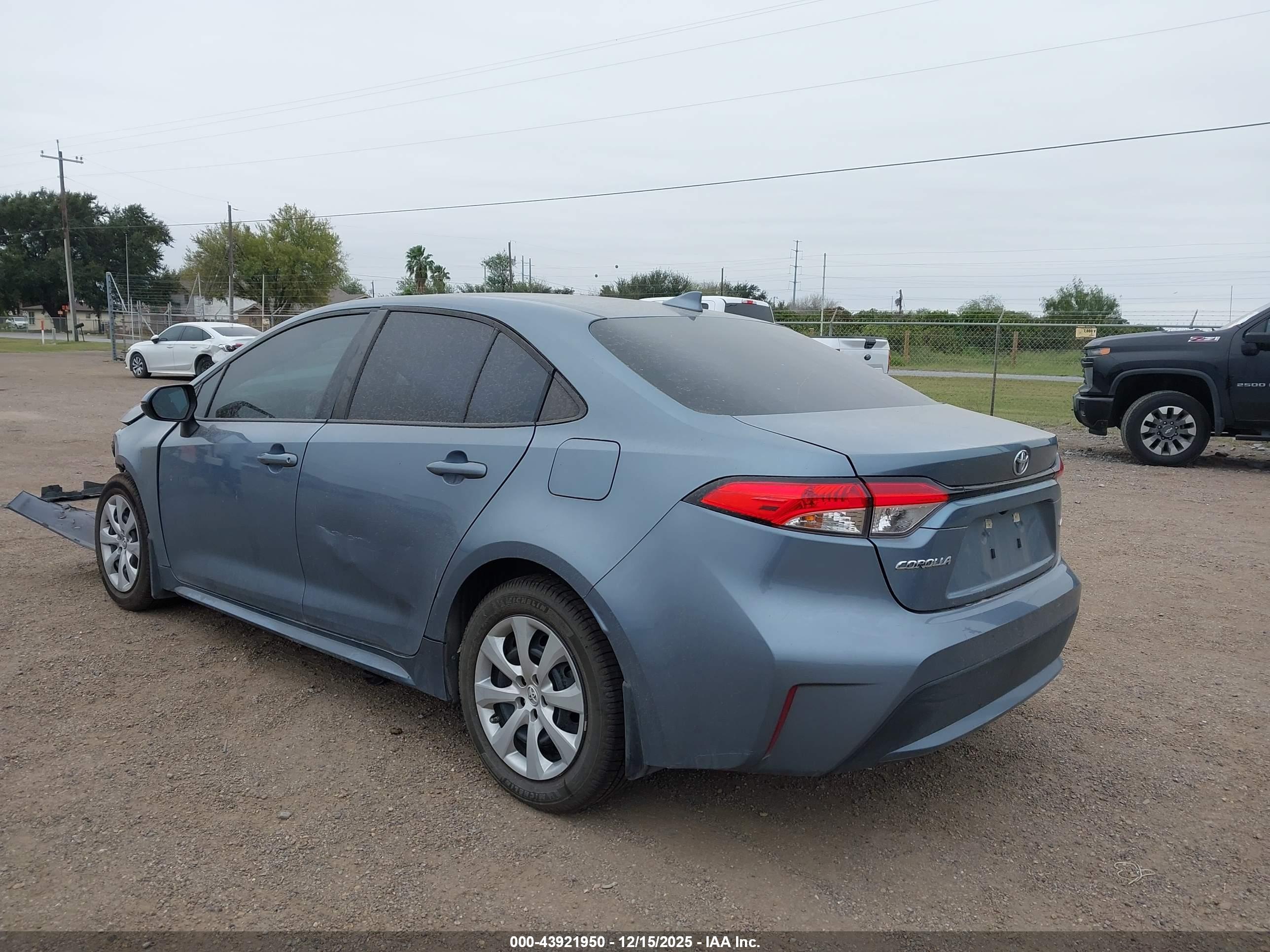 TOYOTA COROLLA image 3