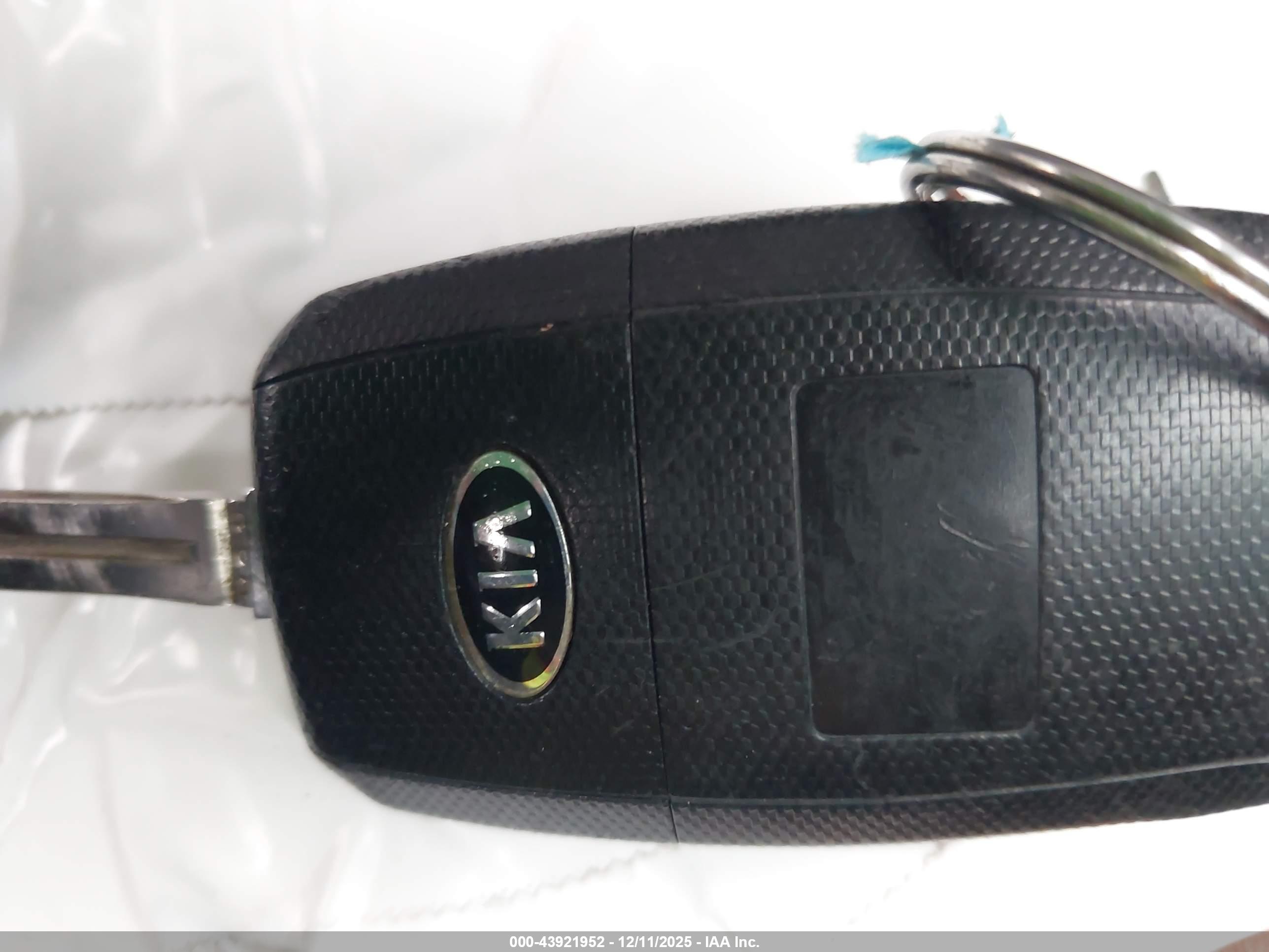 KIA OPTIMA image 11