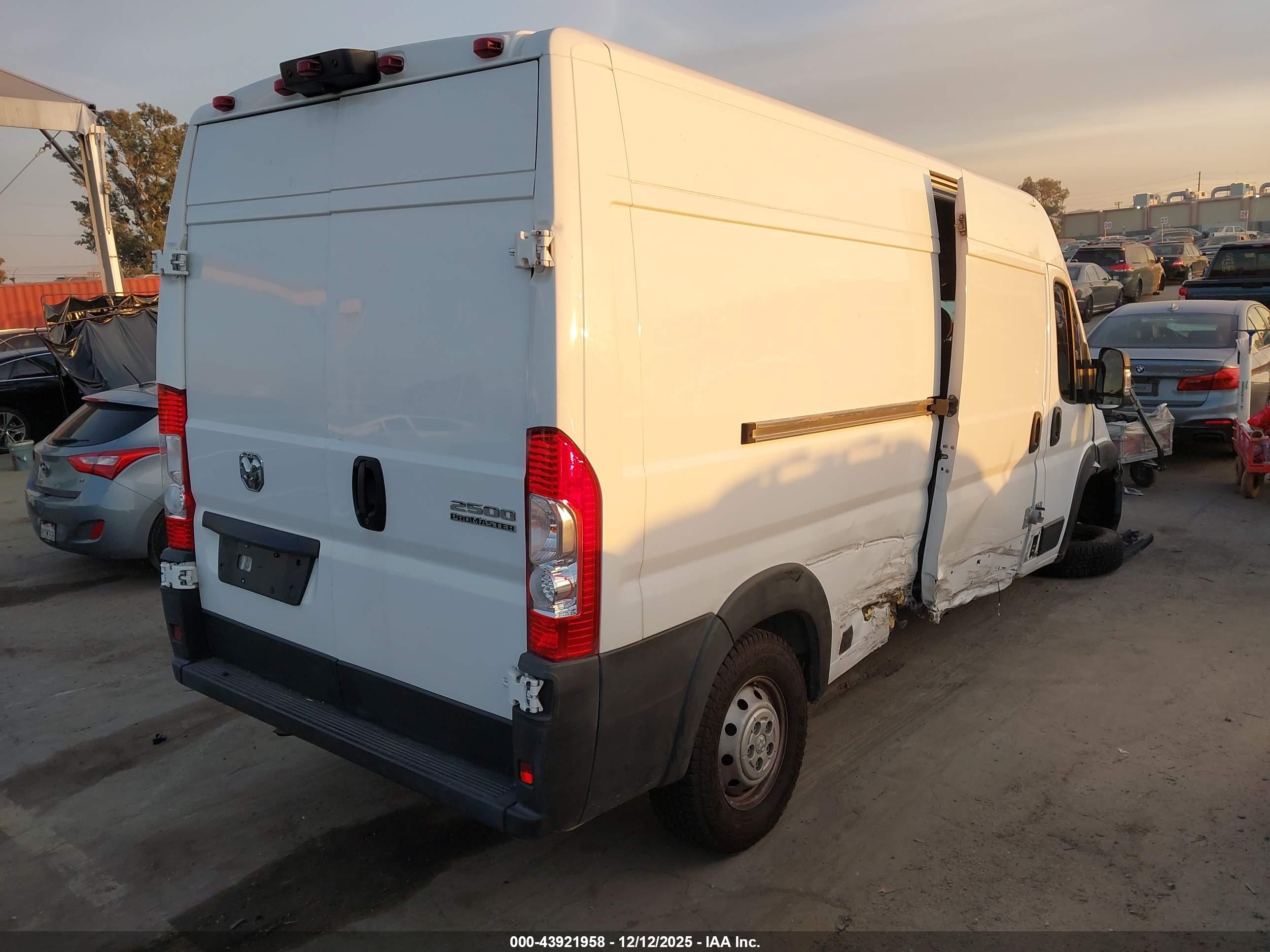 RAM PROMASTER image 4